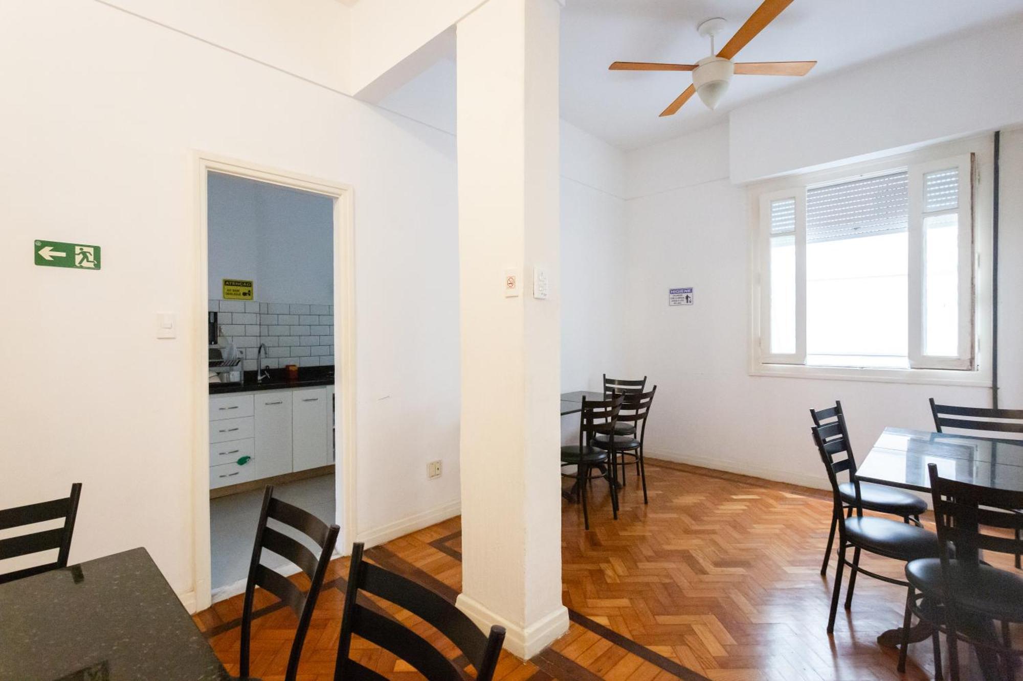 Quarto em Acomodações Particulares Vista De Copacabana Laranja 304 *