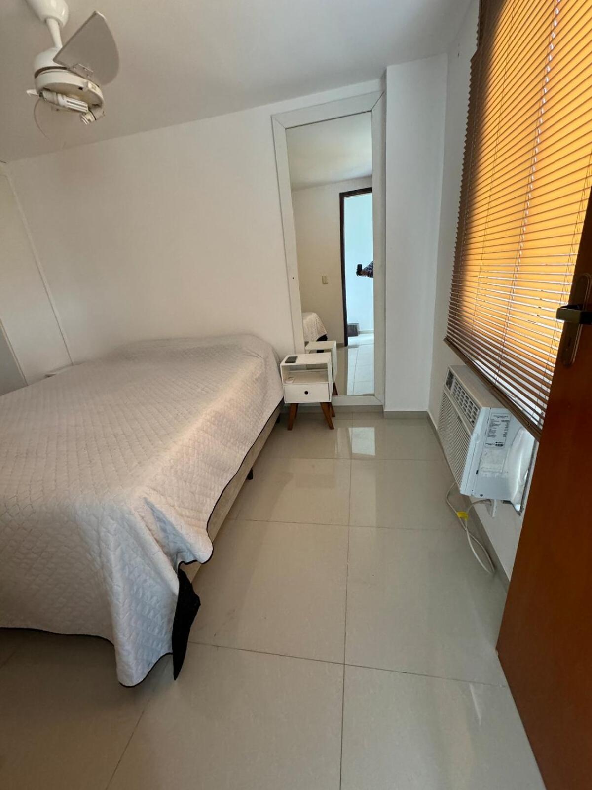 Lindo Com 2 Apartamento