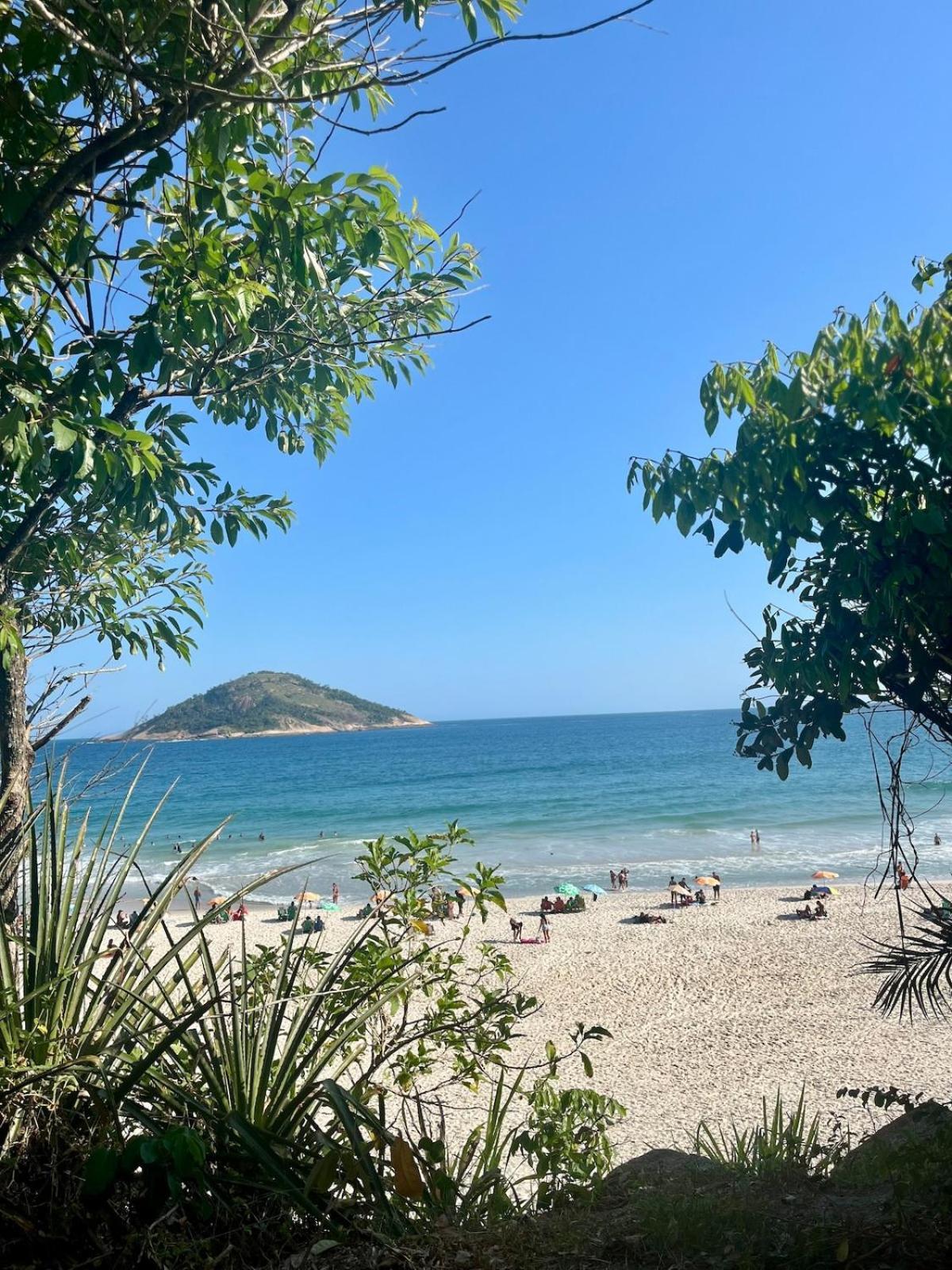 Lar Do Pontal - Recreio Dos Bandeirantes * Rio de Janeiro