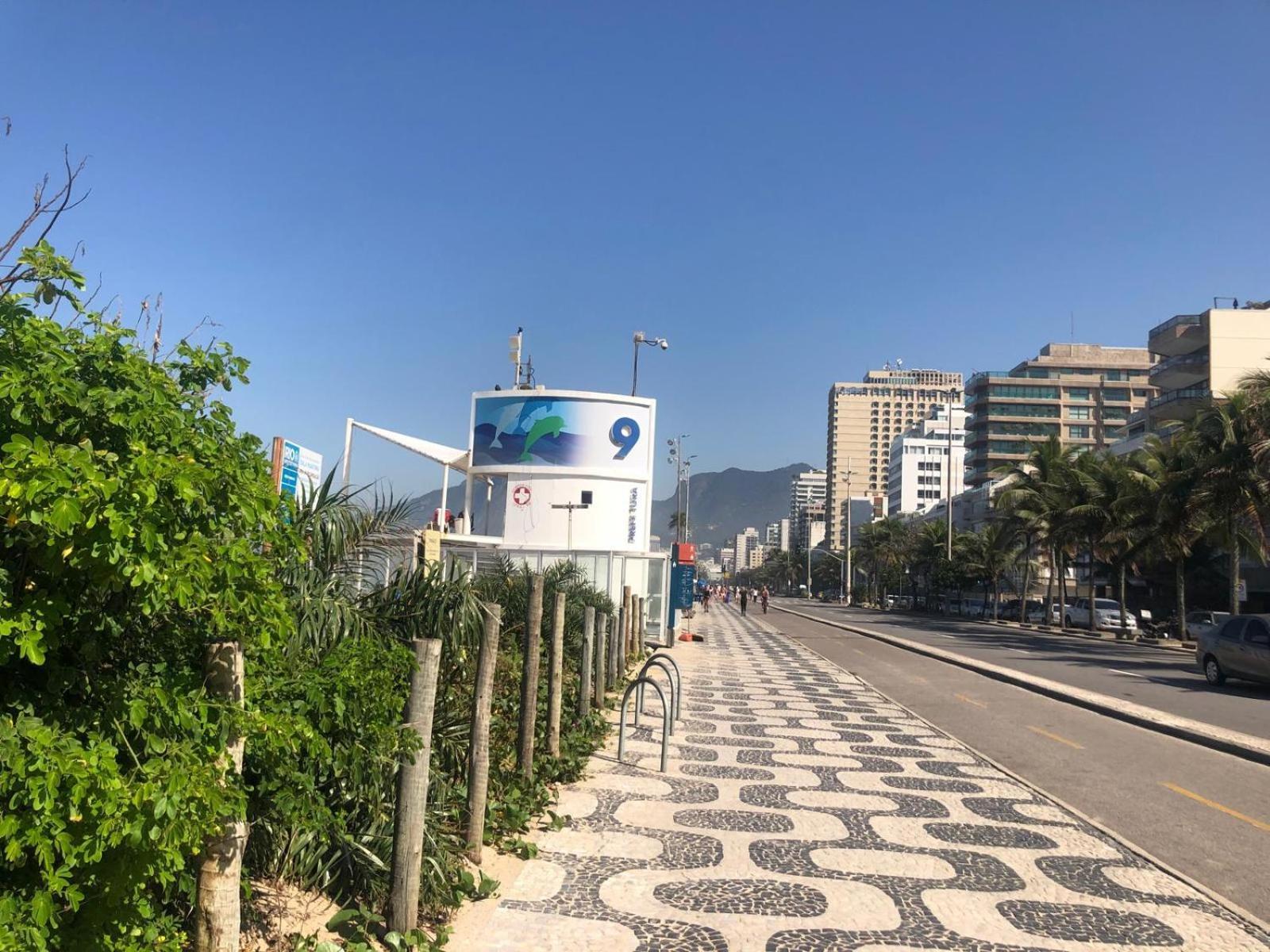 Amazing In Ipanema By Verlaine Adami *