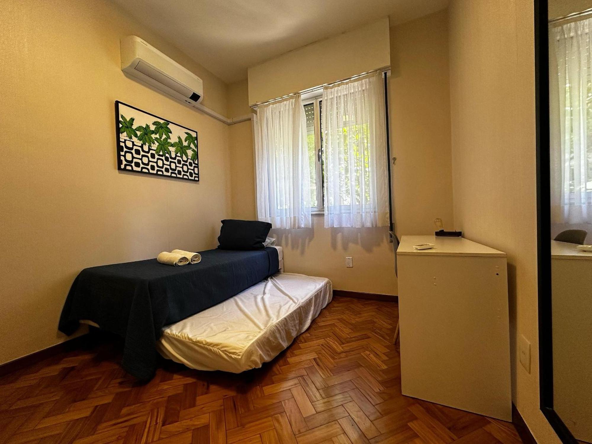 Omar Do Rio - Bi 102/202: 3qtos/2ba, Internet 240mbps, 300 Metros Da De Copacabana E A 200 Metros Do Metrô Apartamento *