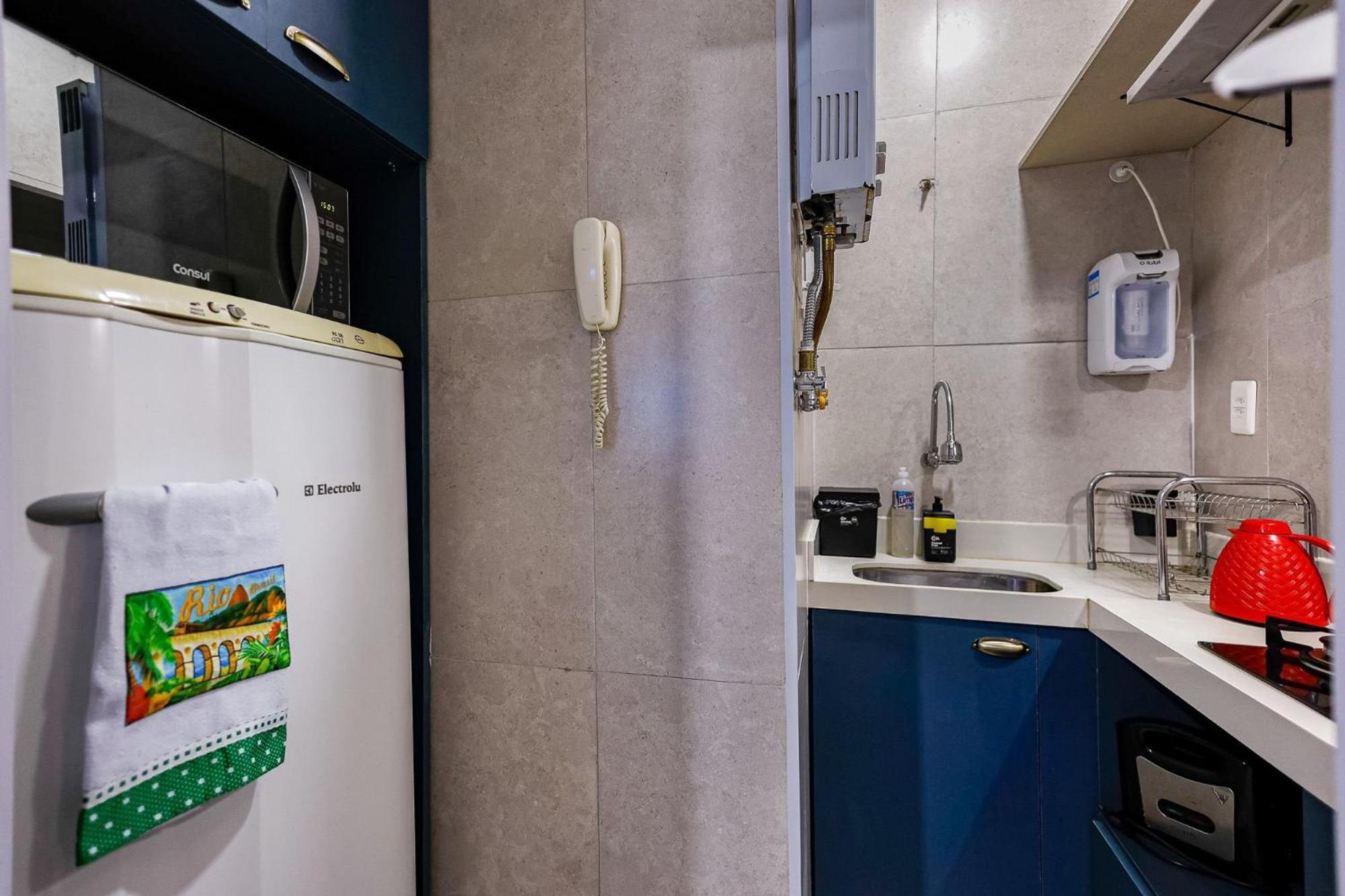 Apartamento Copa 1 - 200m Da - Wi-fi Gratis - Posto 4 *