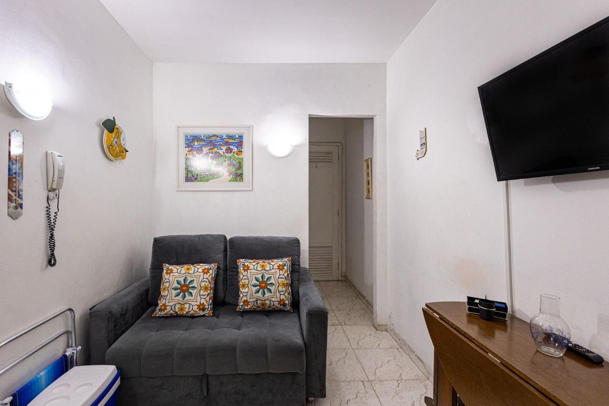 Apartamento Copa 4 - 200m Da - Wi-fi Gratis - Posto 4 *
