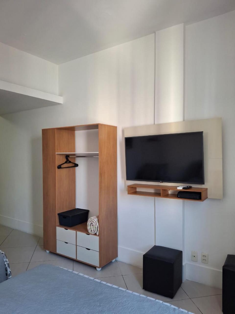 Copacabana Modern