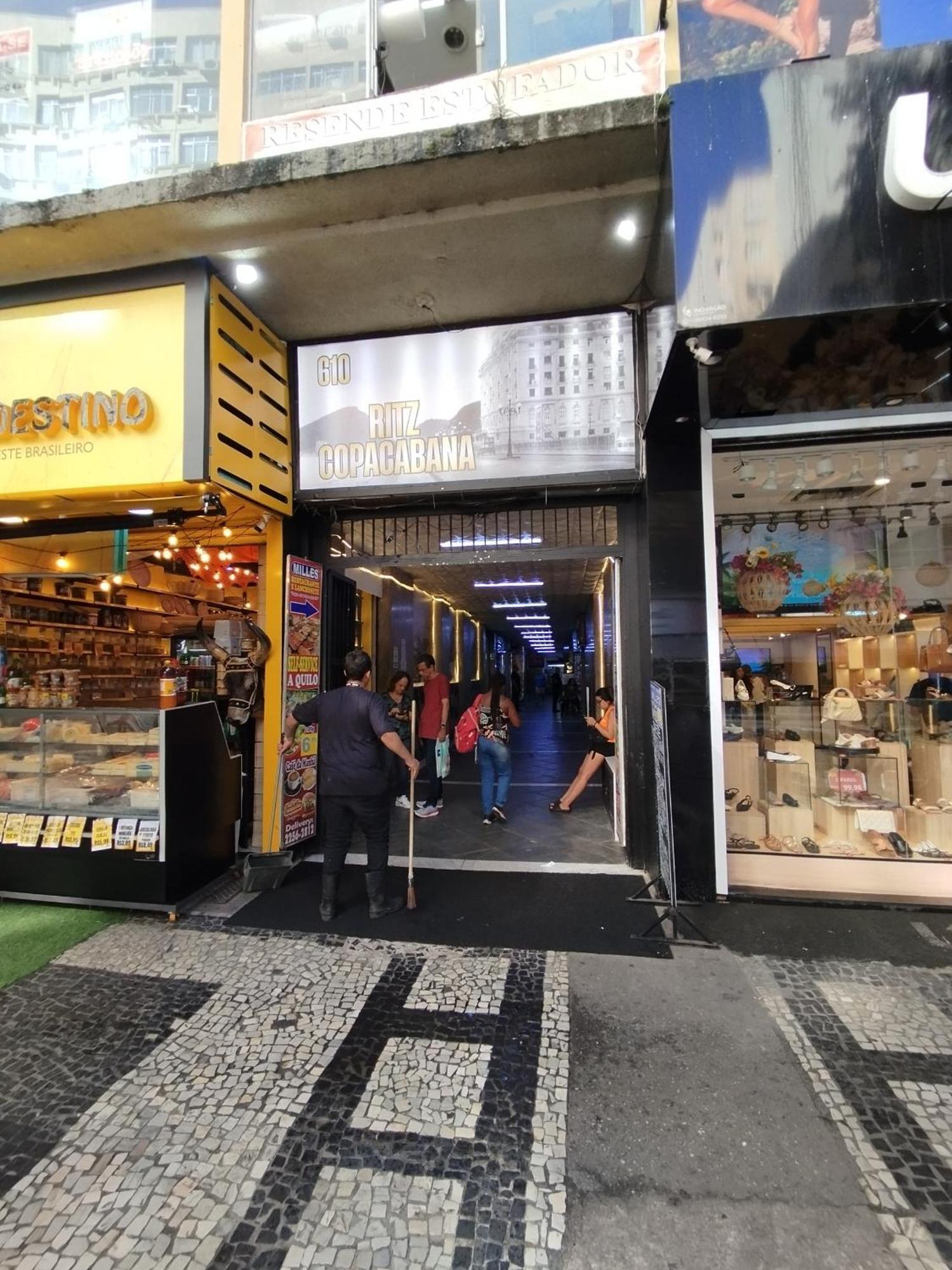 Apartamento Estudio Acolhedor Em Copacabana - Nsc1109 Z4 *