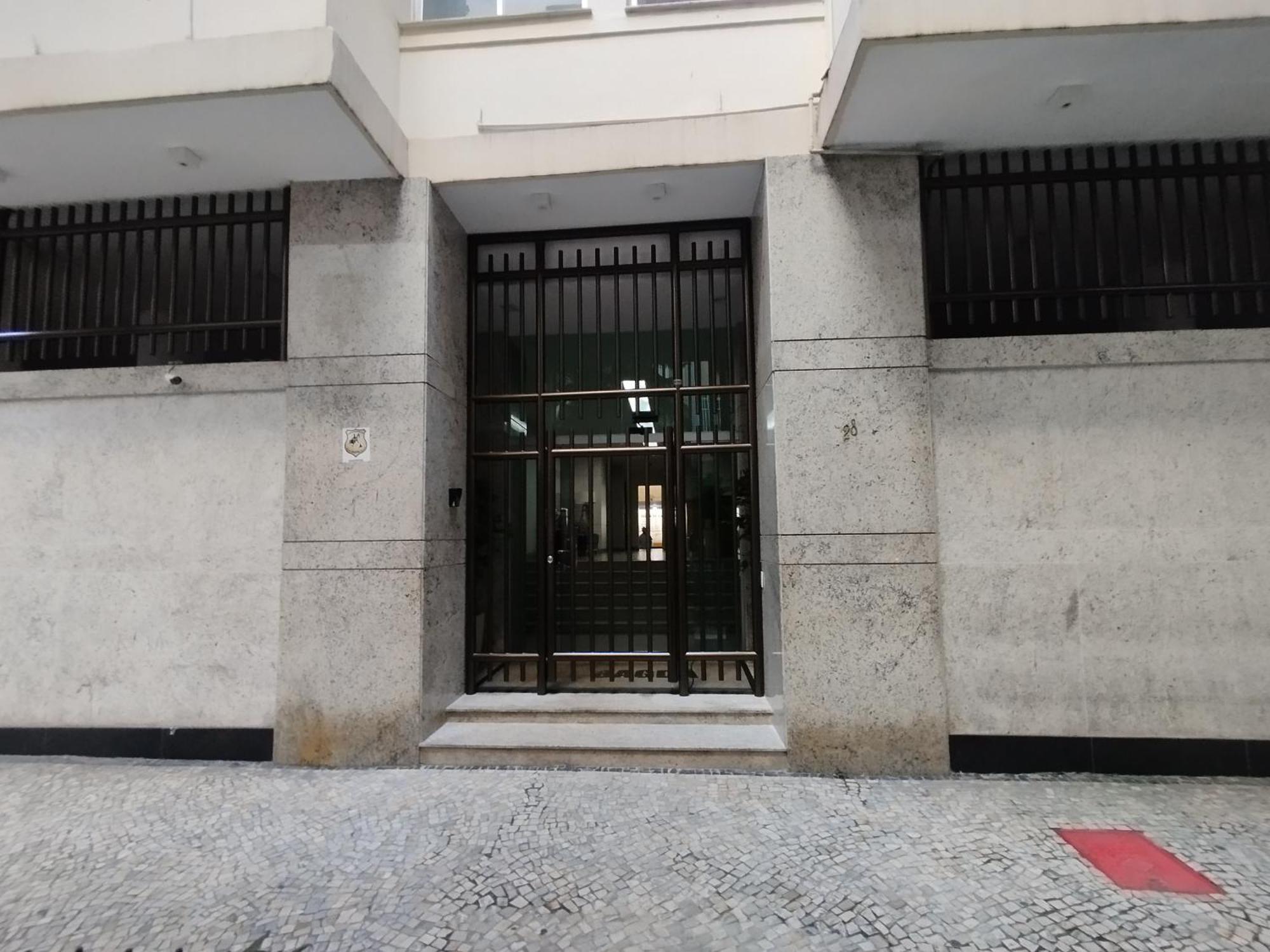 Agradavel Em Copacabana - Ideal Amigos - El108 Z4 *
