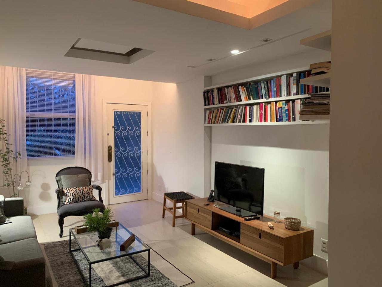 Linda Casa Em *