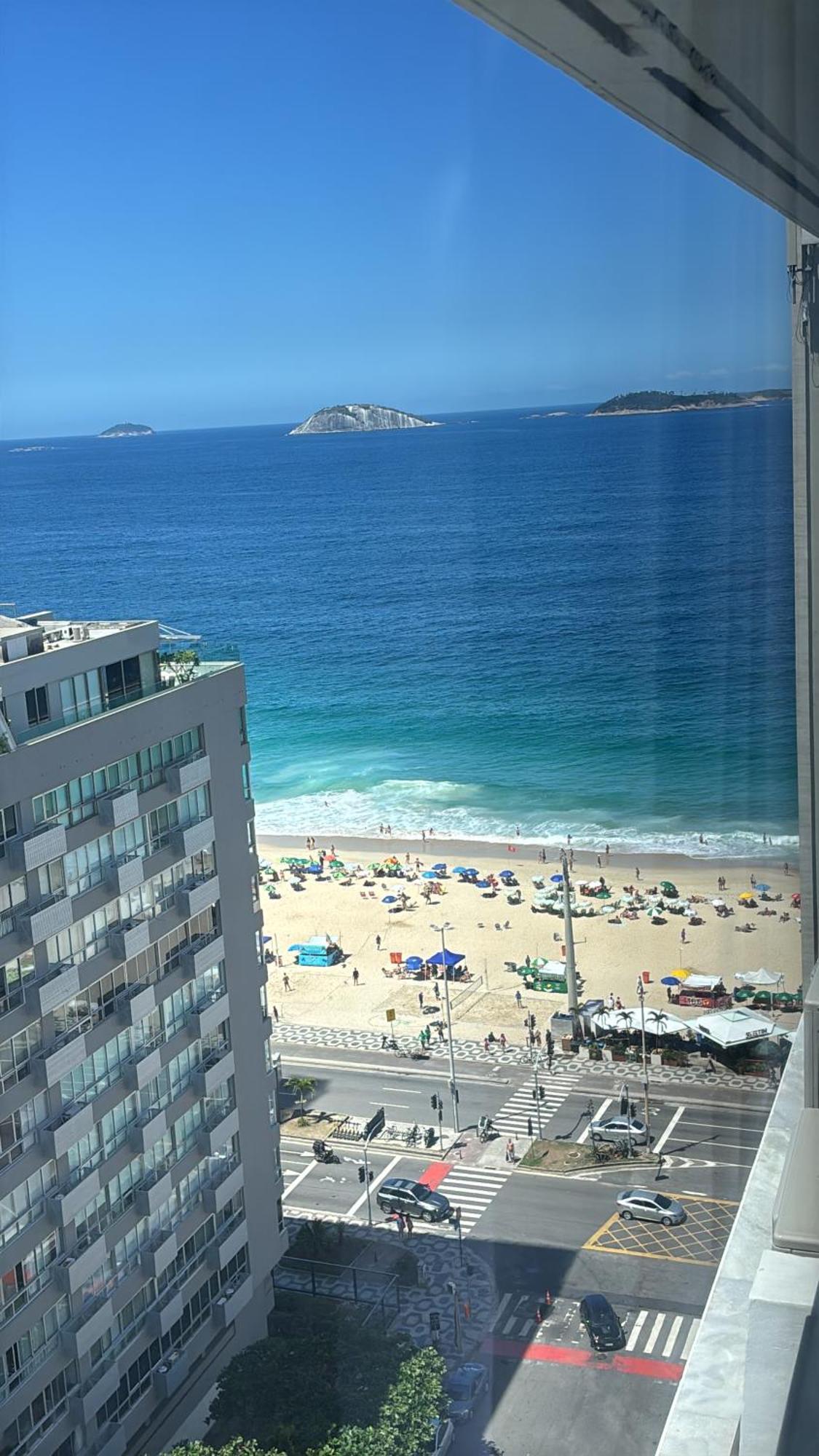 Spacious 4 Bedroom At Leblon With Sea View Rio de Janeiro