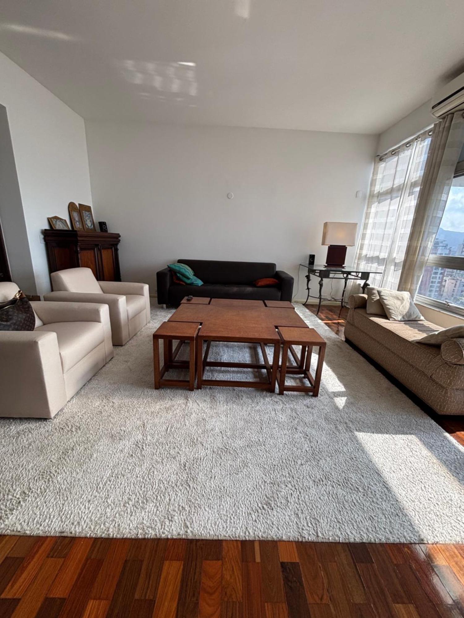 Spacious 4 Bedroom At Leblon With Sea View * Rio de Janeiro