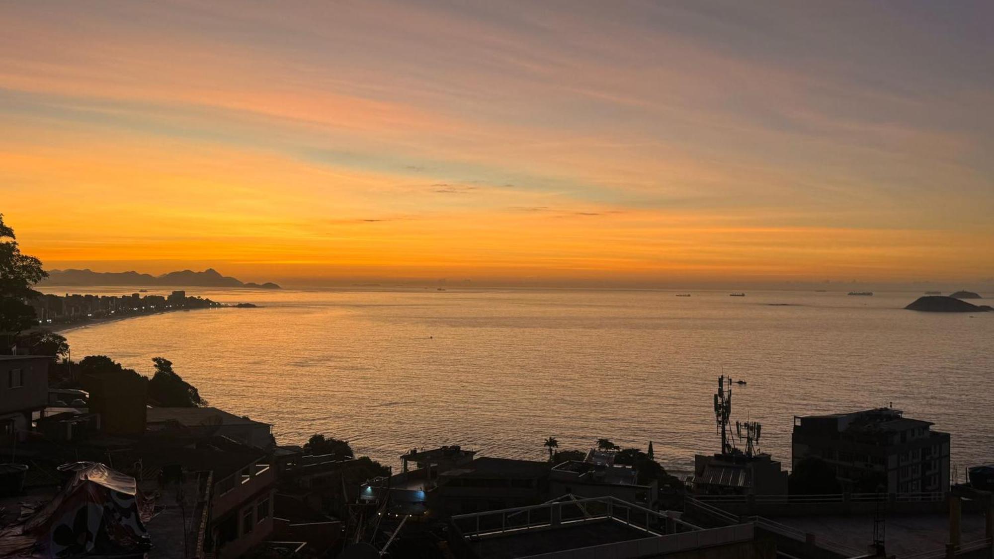 Alzira House Vidigal *