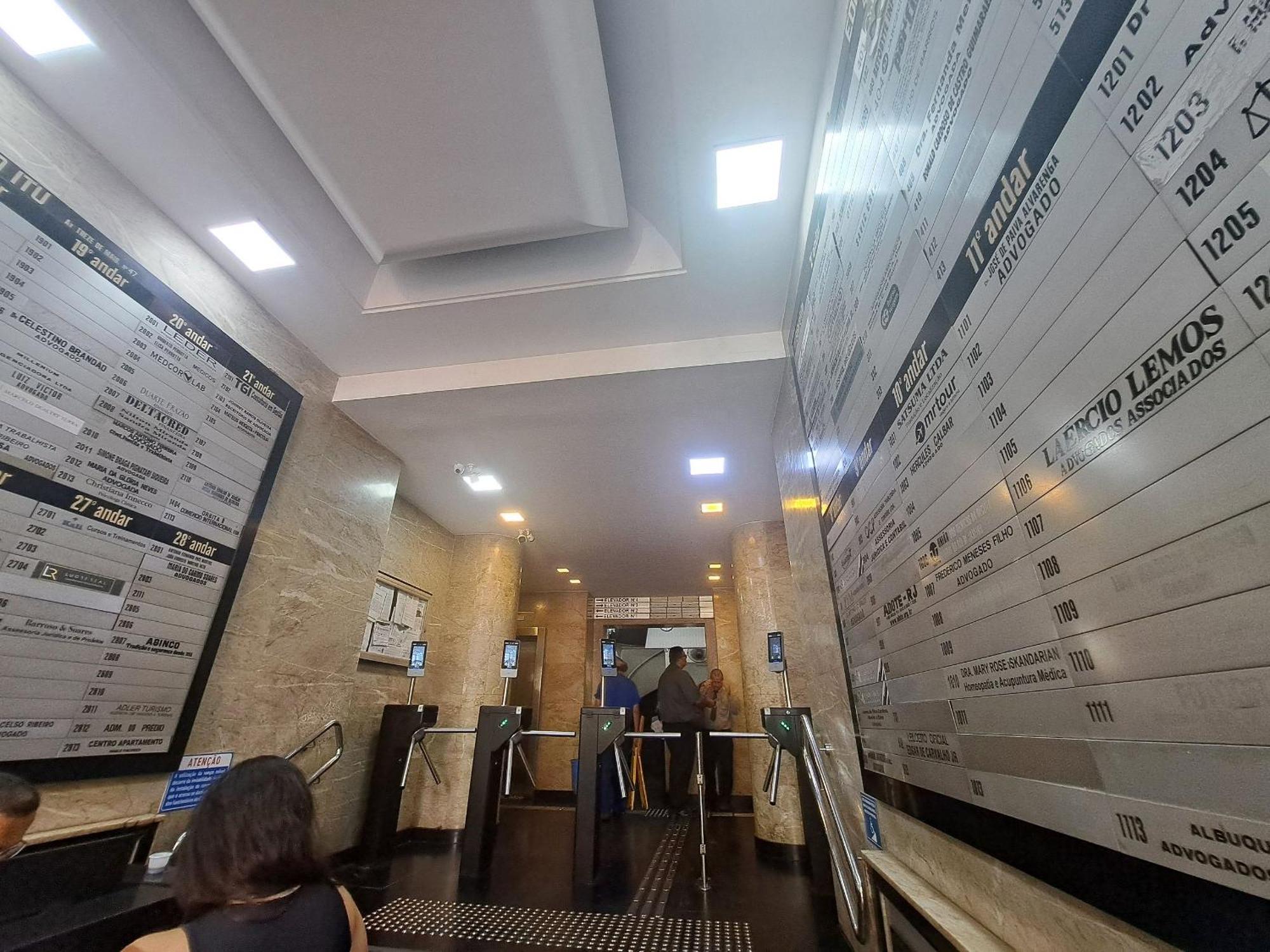 Lindo Flat Largo Da Carioca Vlt Centro Rio Metro Na Porta - A Pe Da Lapa Apartamento Rio de Janeiro