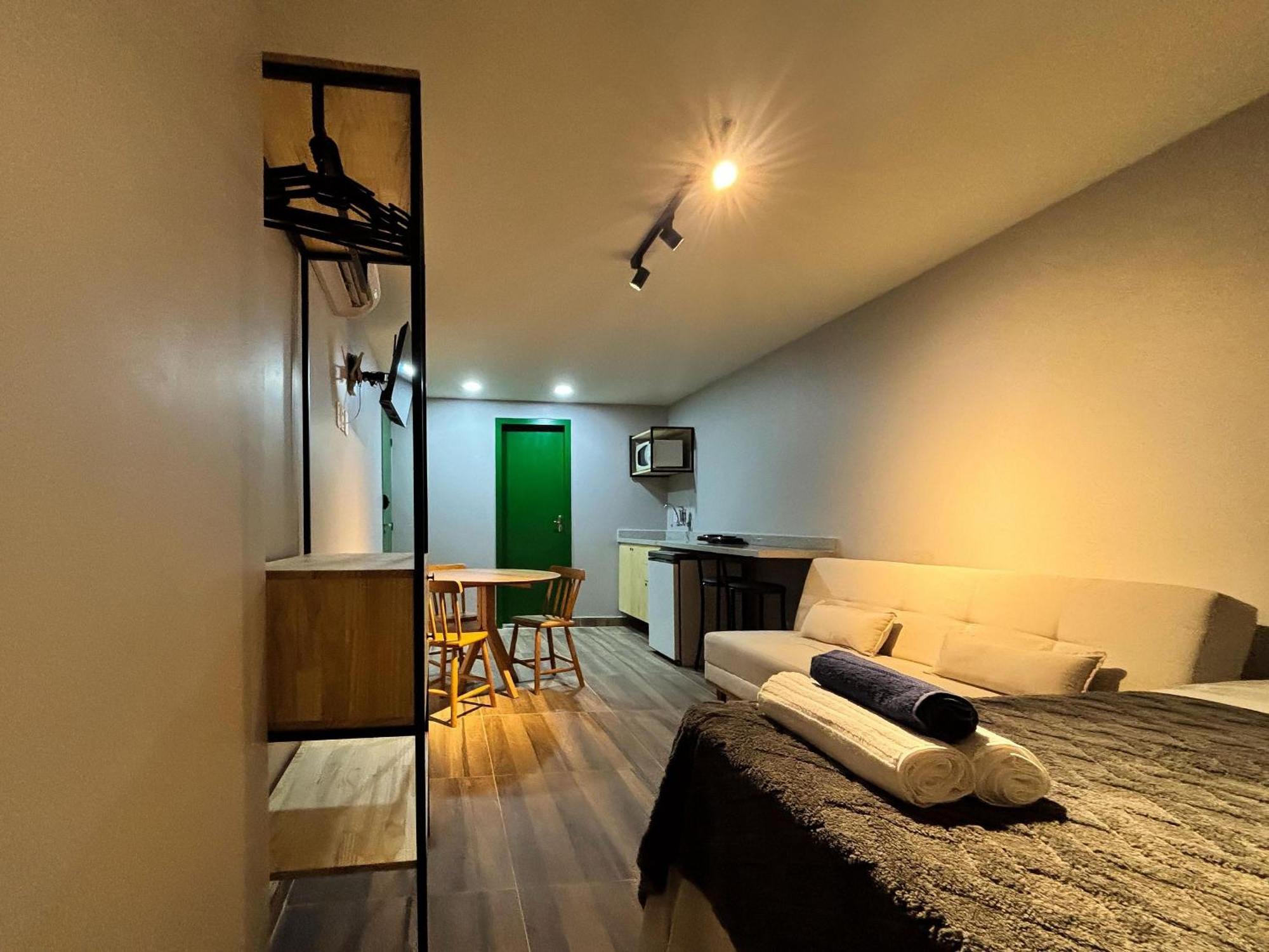 Santos Vahlis Apartment *