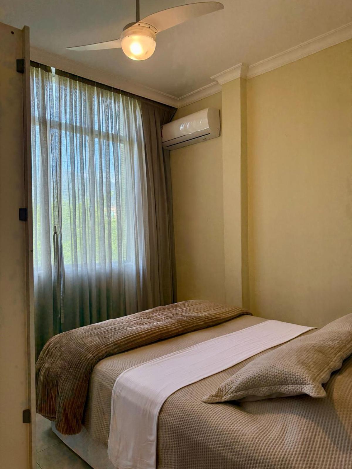 Apartamento Bem Localizado Com Garagem * Rio de Janeiro
