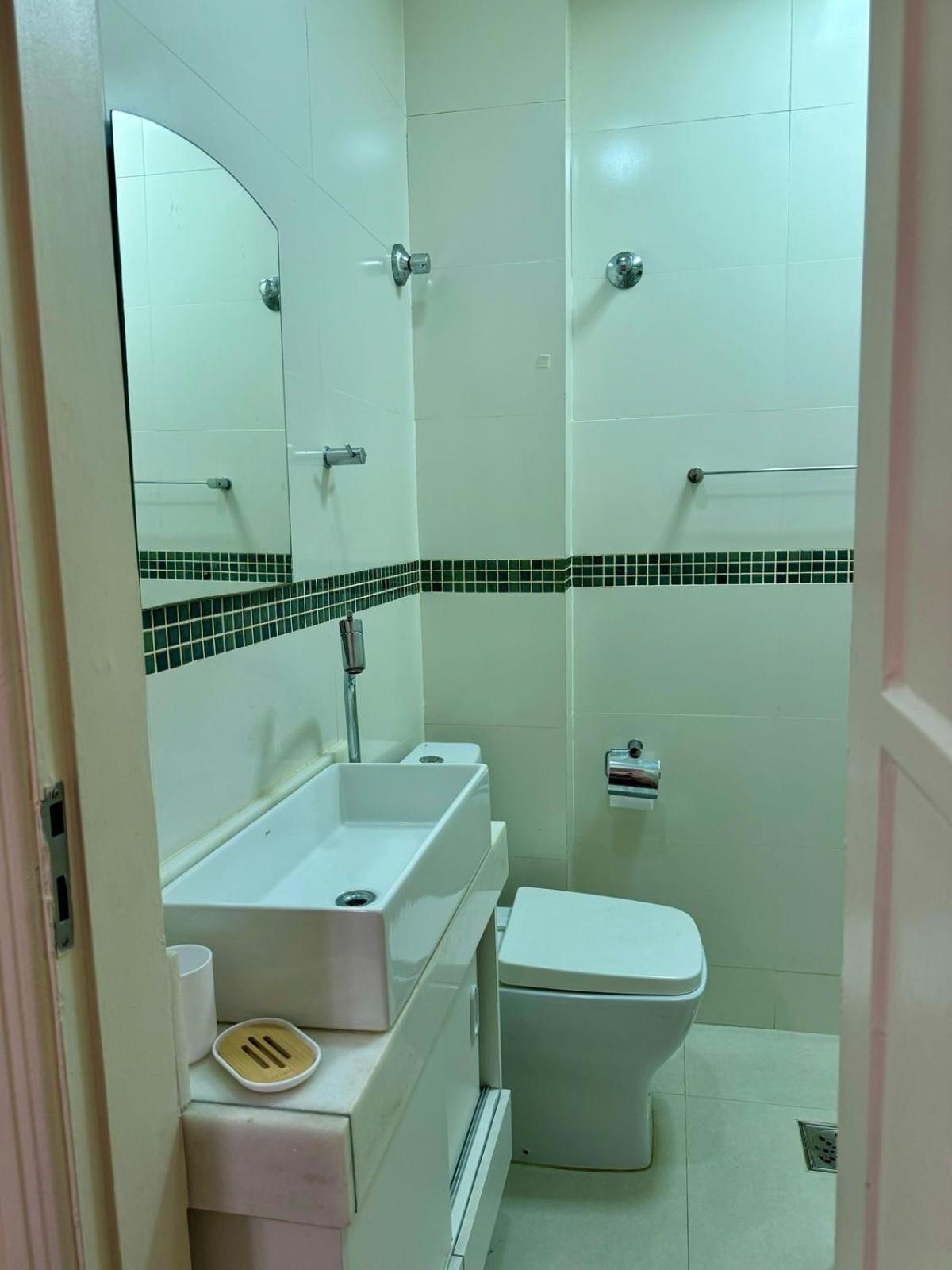 Apartamento Bem Localizado Com Garagem * Rio de Janeiro