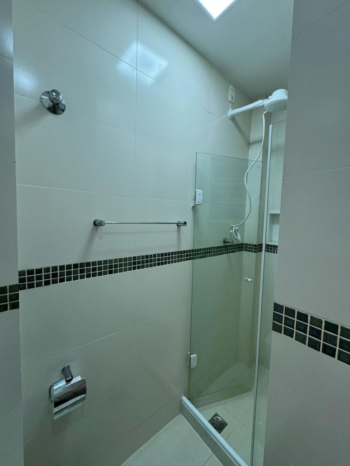 Apartamento Bem Localizado Com Garagem Apartamento