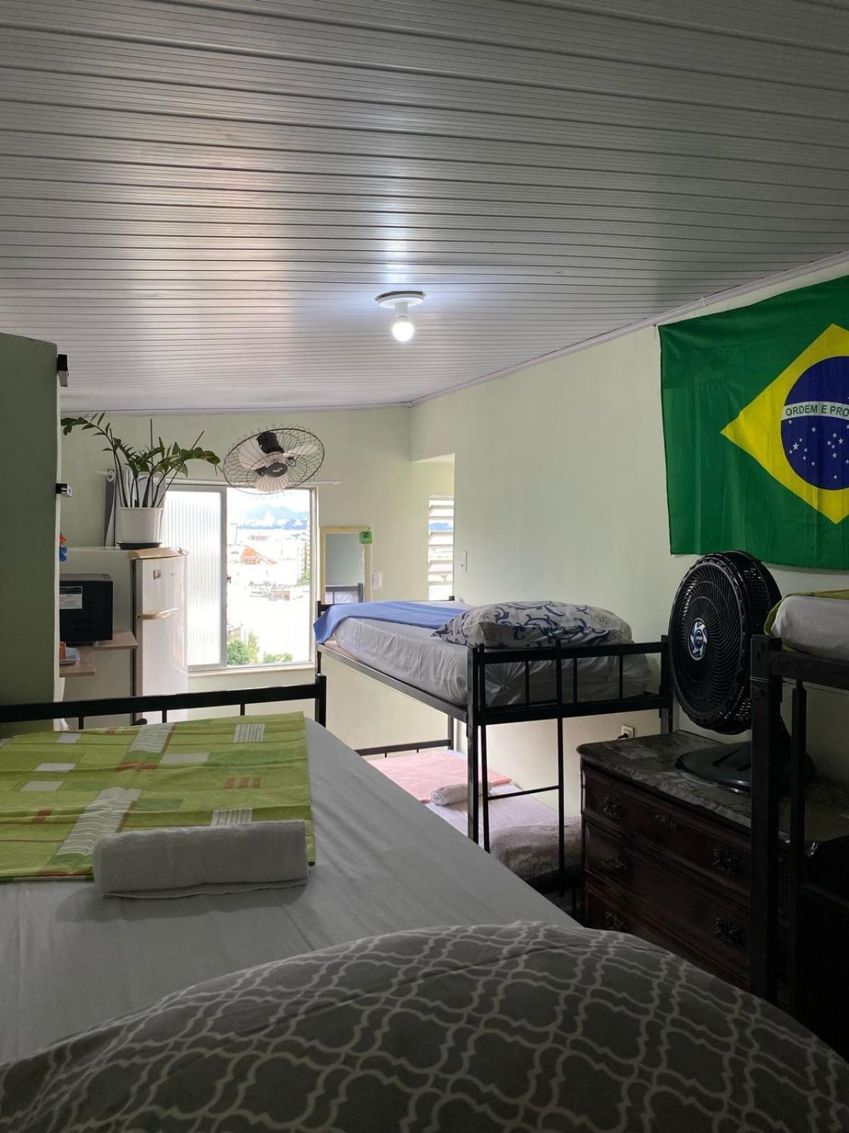Em Cobertura Santa Teresa Ao Lado Da Gloria Quarto em Acomodações Particulares