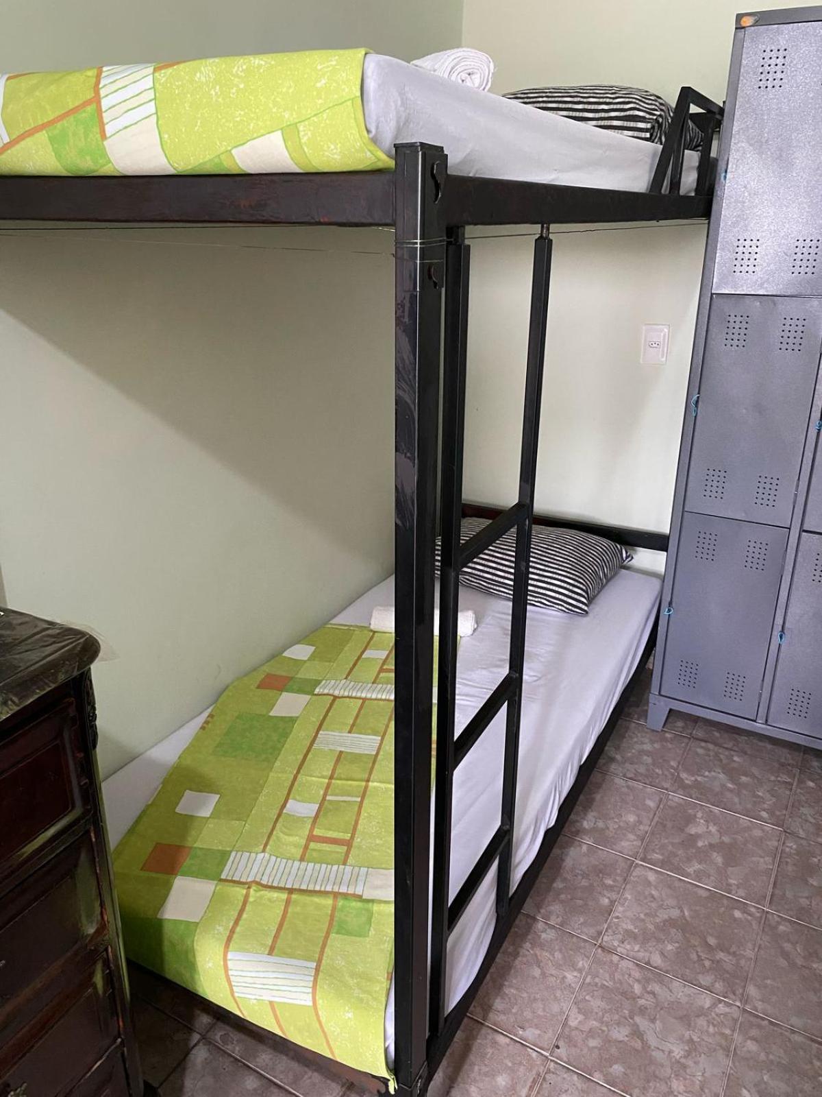 Quarto em Acomodações Particulares Em Cobertura Santa Teresa Ao Lado Da Gloria