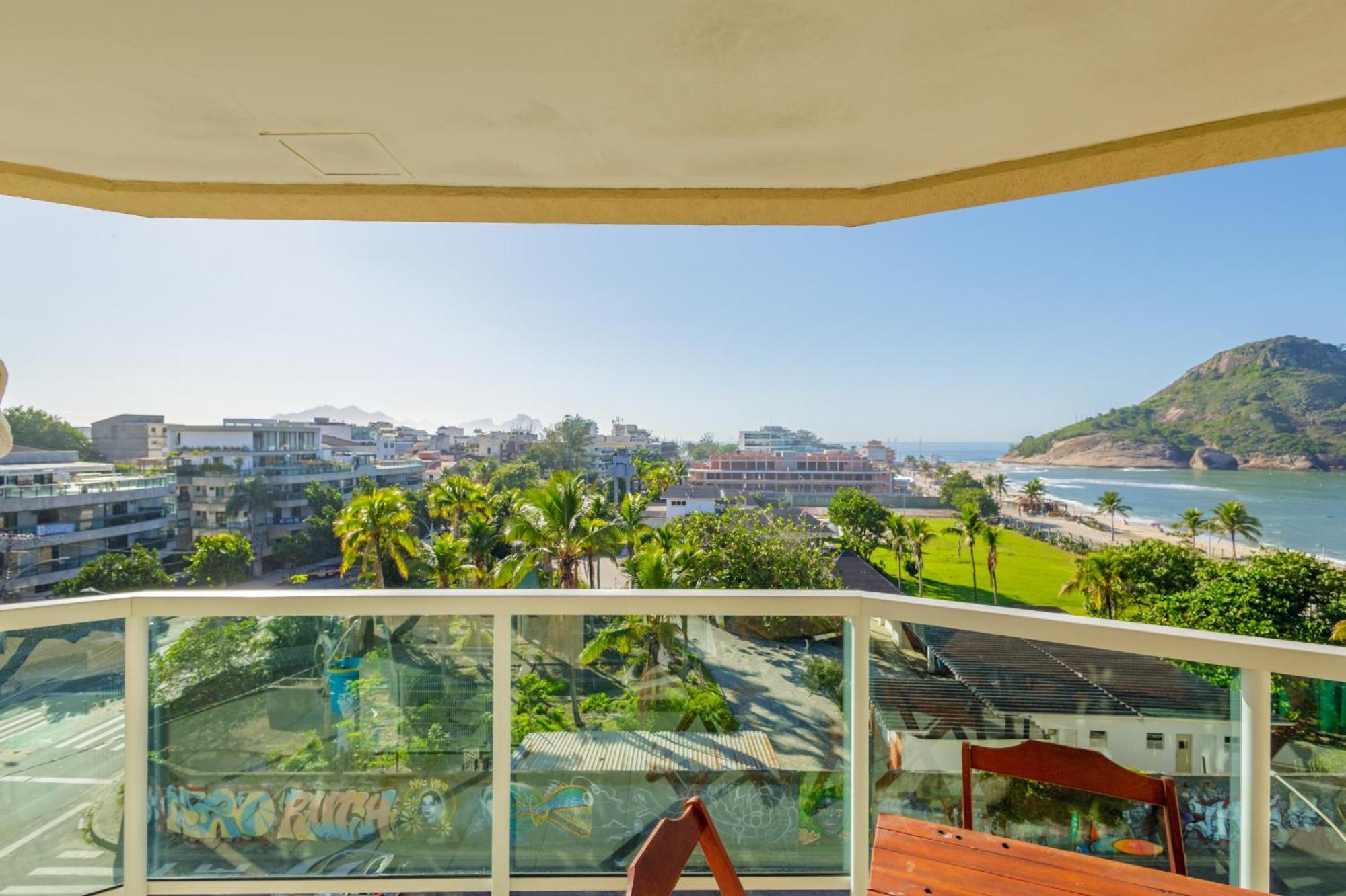 Apartamento Manhas De Sol: Vista A Beira-mar