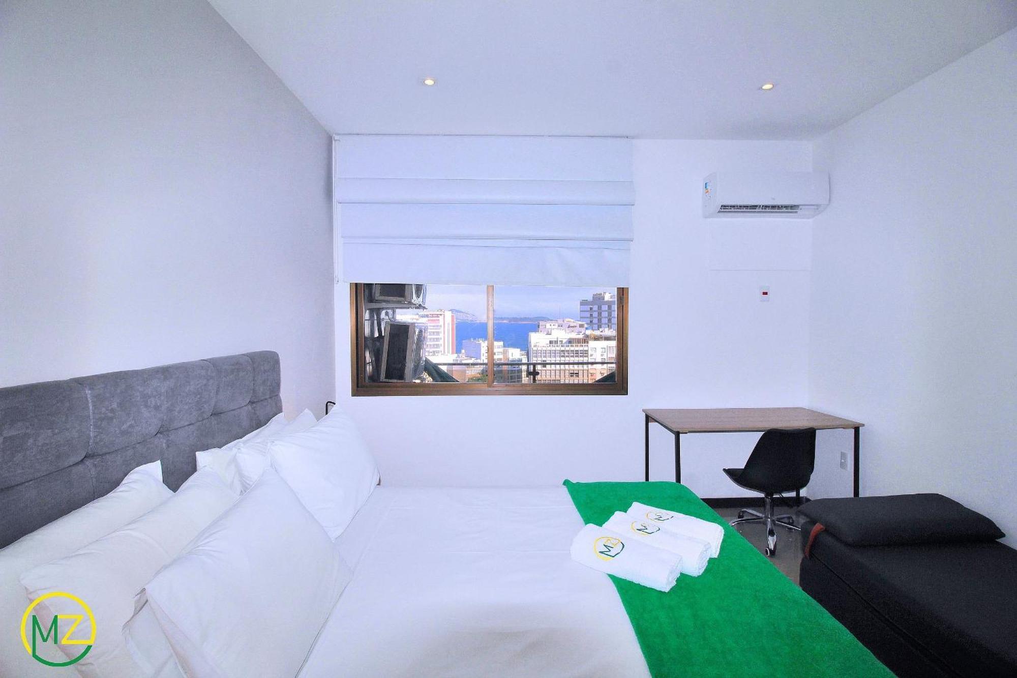 Incrível Sala E Com Varanda E Vista O Mar De Ipanema Apartamento