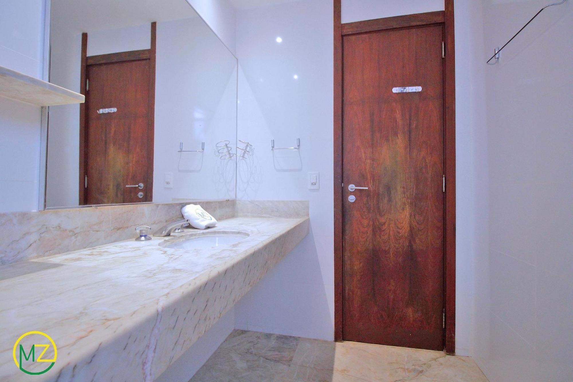 Apartamento Incrível Sala E Com Varanda E Vista O Mar De Ipanema *