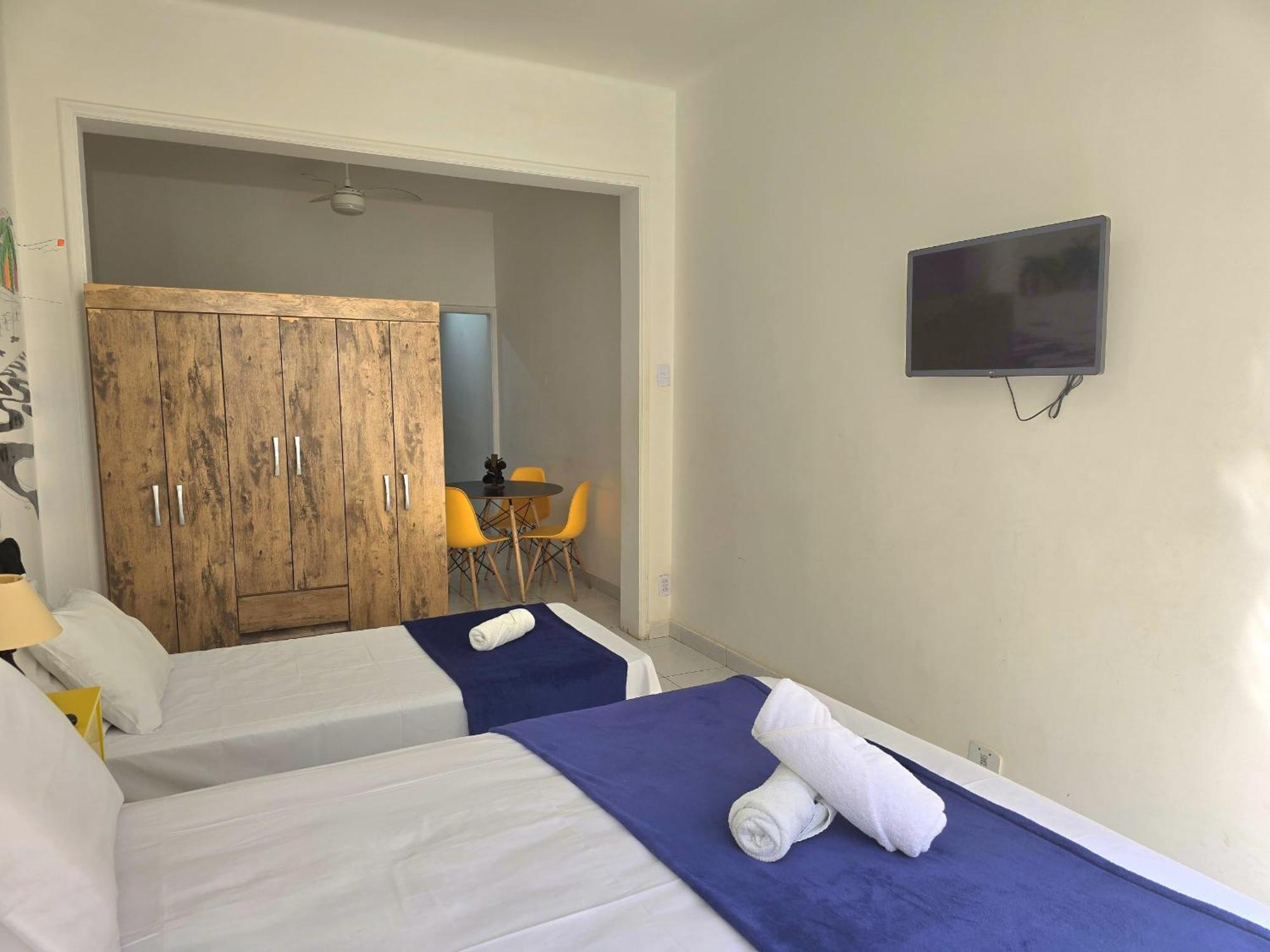 Apartment Qto E Sala, Smart Tv, Wi-fi, Ar-cond, De Copacabana *