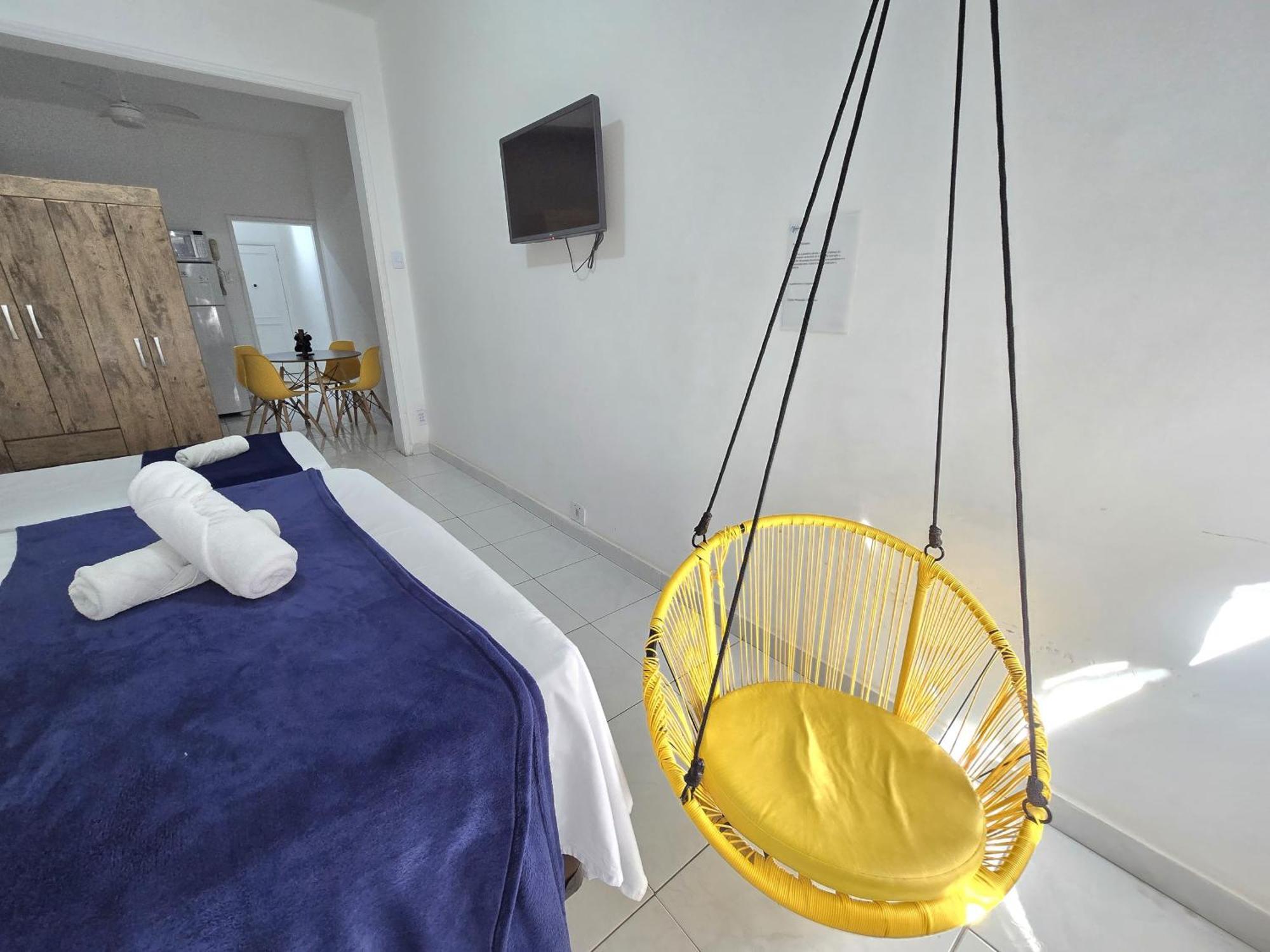 Apartment Qto E Sala, Smart Tv, Wi-fi, Ar-cond, De Copacabana *