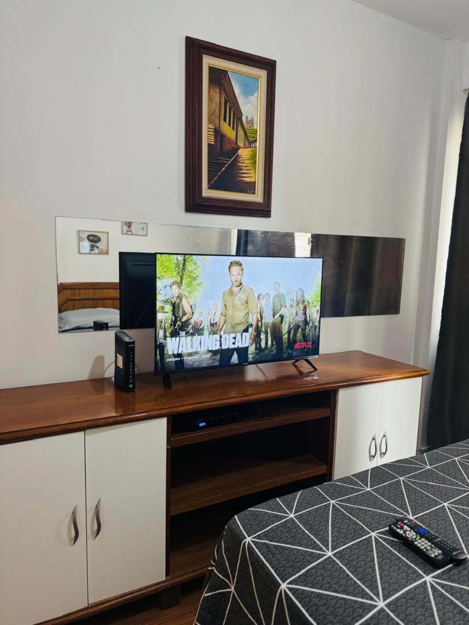 Apartamento Ap Maravilhoso E Sala Leblon Recem Reformado Ate5 Pessoas Na Ataulfo De Paiva Rio de Janeiro