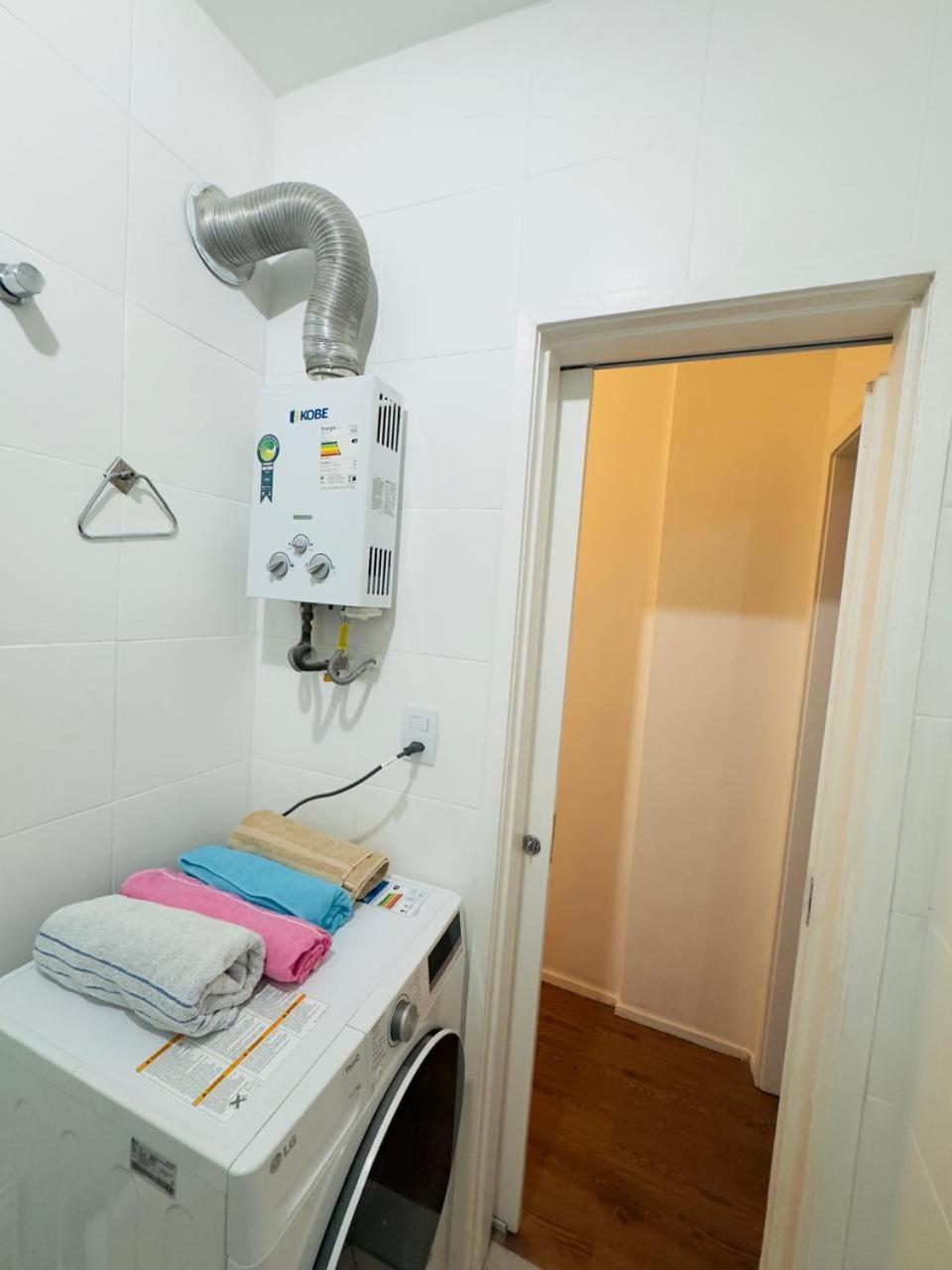 Ap Maravilhoso E Sala Leblon Recem Reformado Ate5 Pessoas Na Ataulfo De Paiva Apartamento
