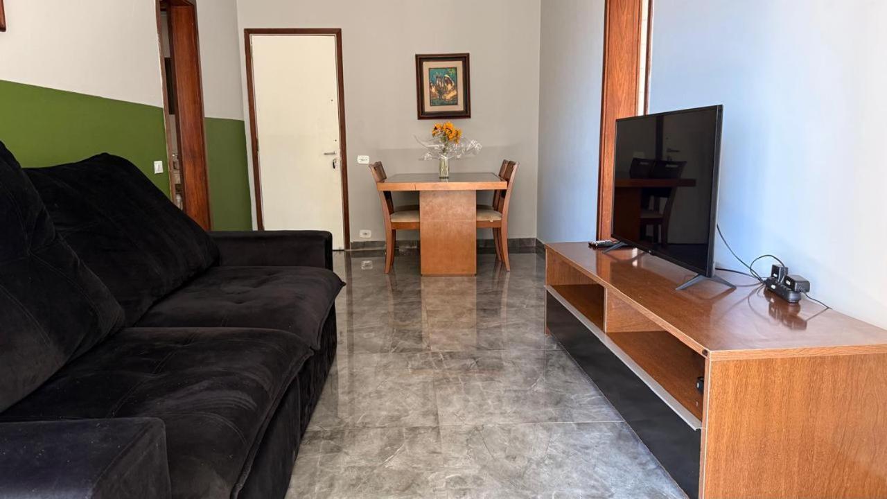 Em Frente A Da Barra, Posto 6 Apartamento *