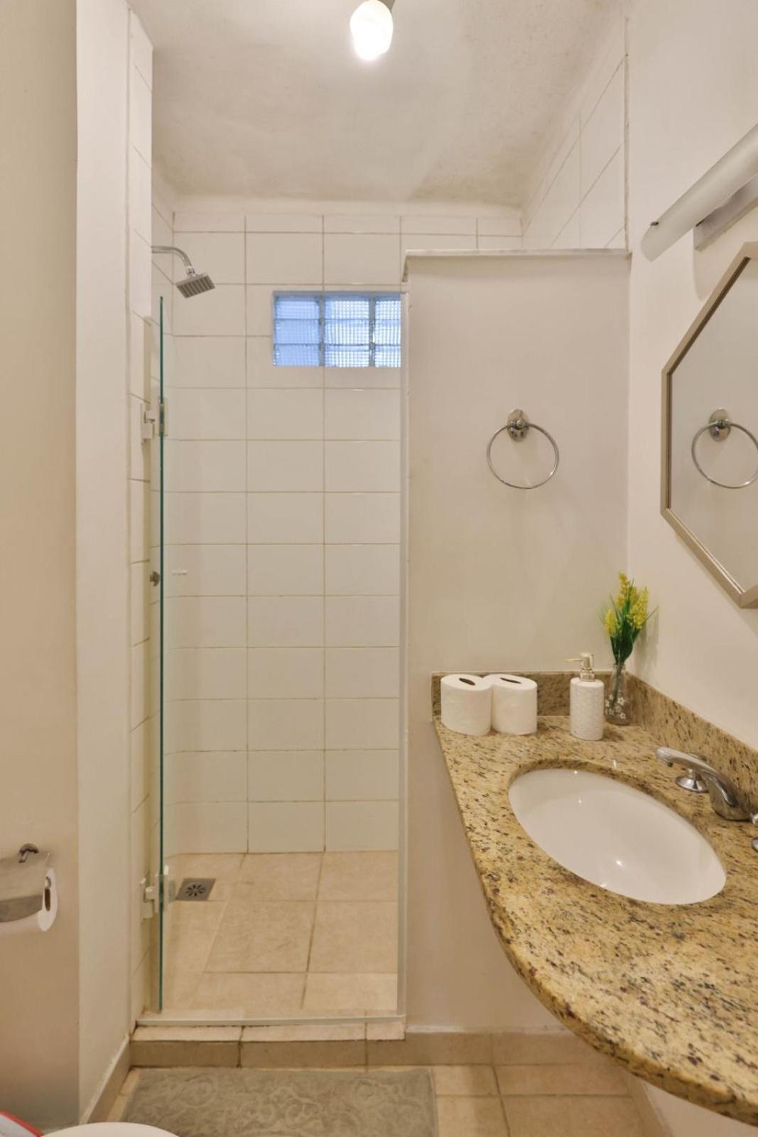 Lindo 2 Quartos A 50m Da De Copacabana