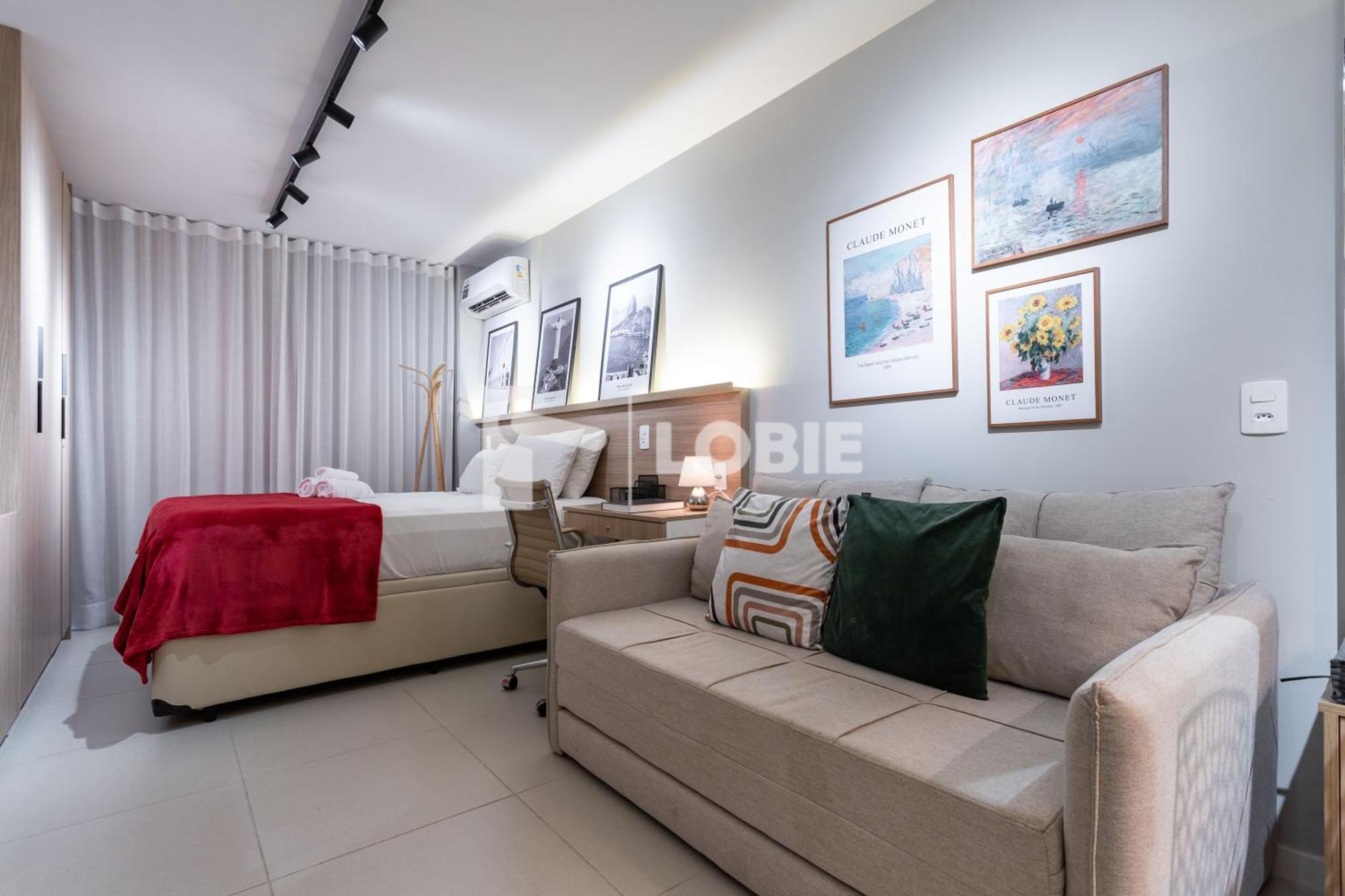 Lobie Skylux Apartment *