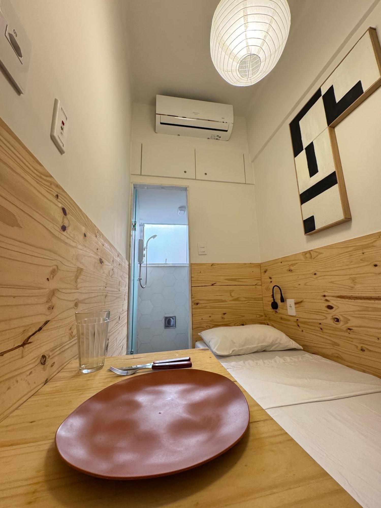 Pequeno Apartamento Em Copacabana Apartamento *