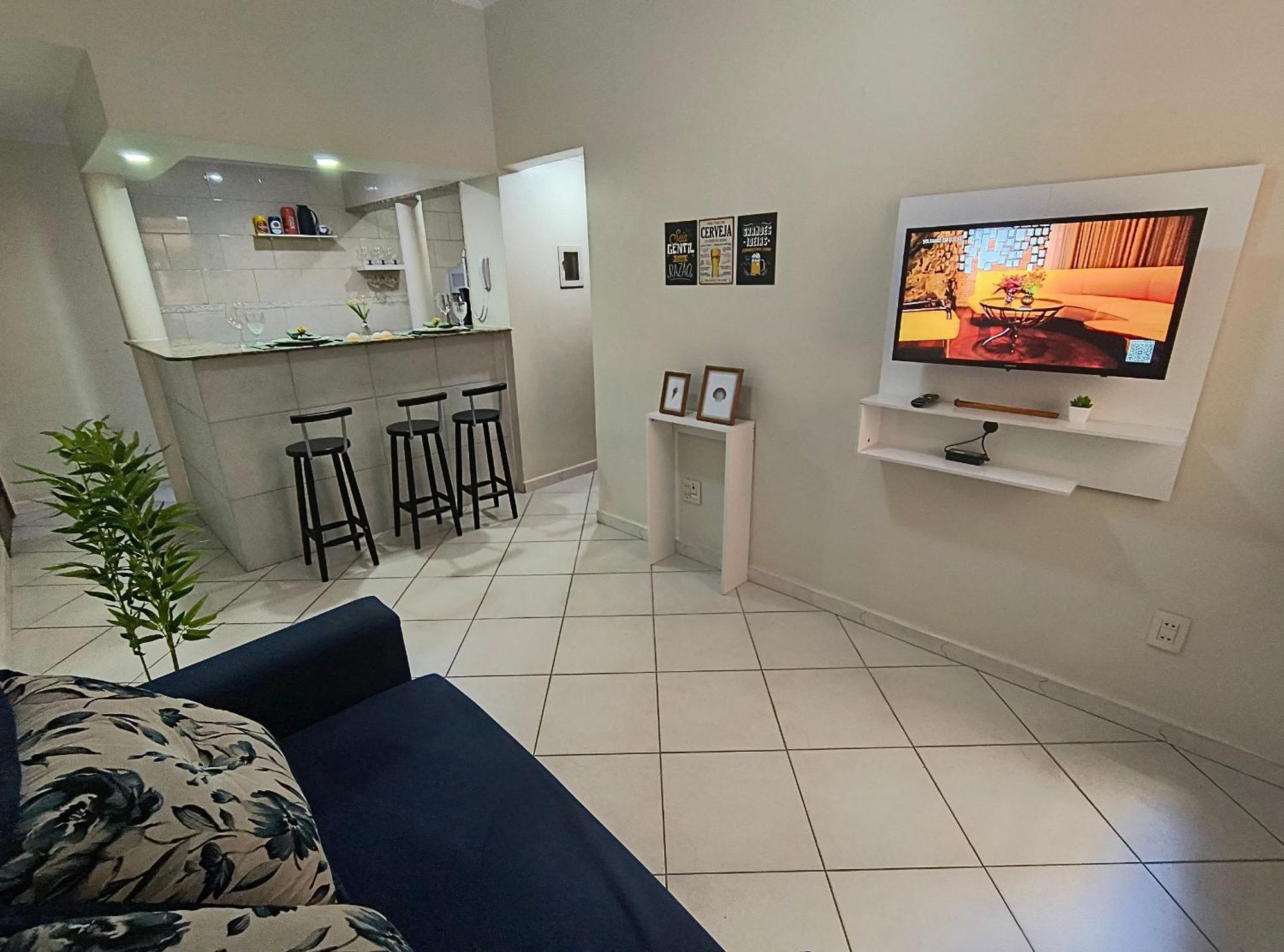 Charme E Conforto Copacabana Apartment *