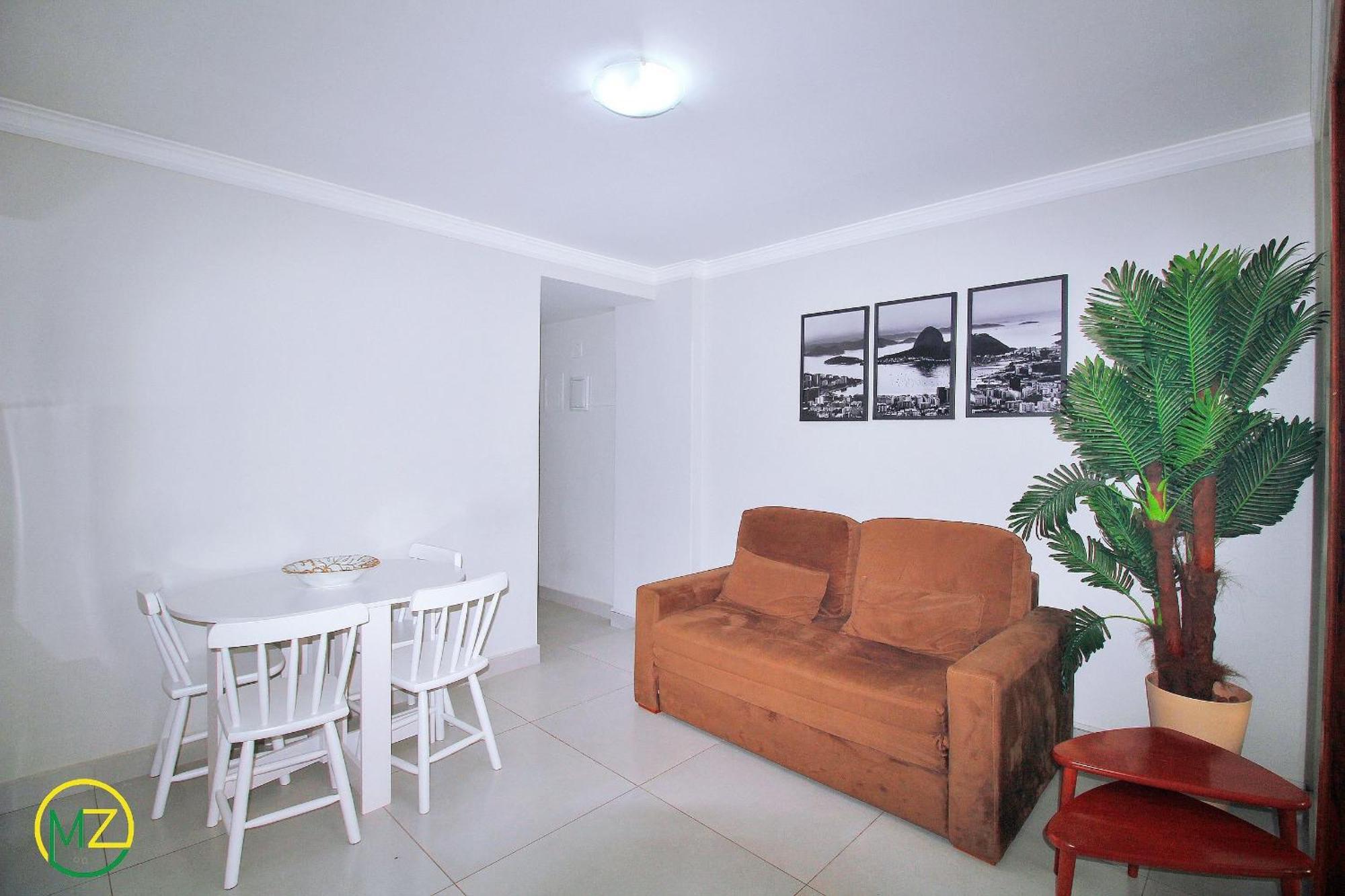 Apartamento Confortável E Econômico De 3 Quartos 8 Pessoas Em Copa