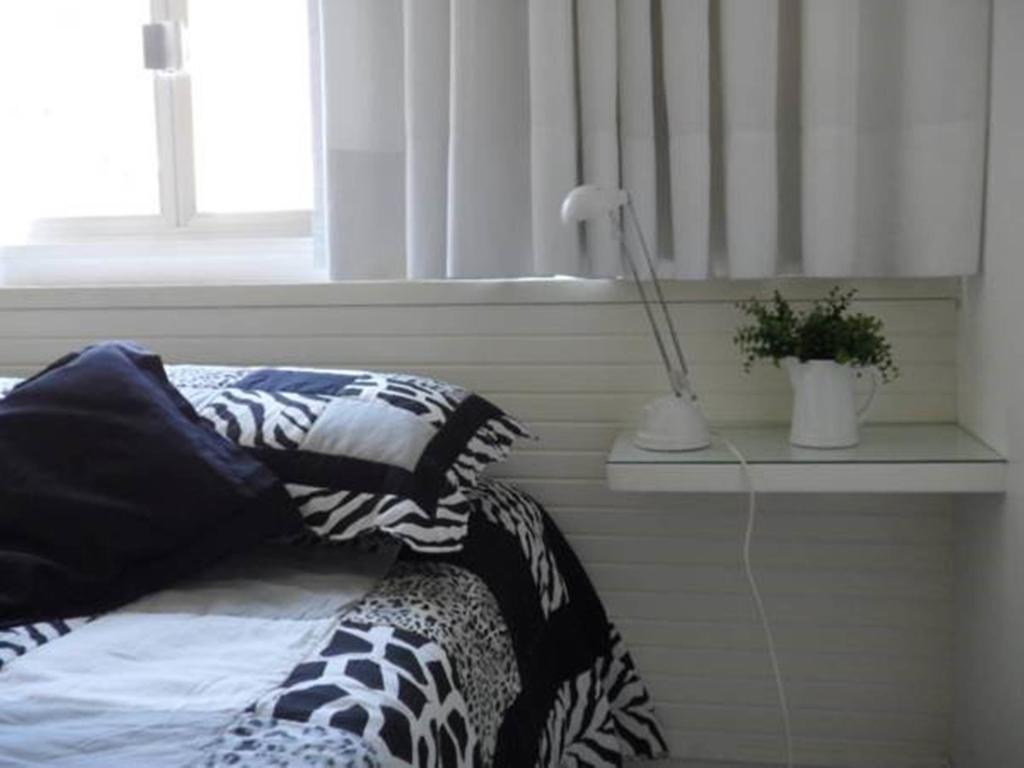 Charmoso Flat Em Ipanema Apartment