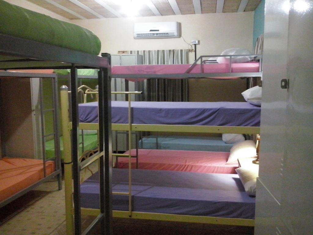 Casa Da Cacaia E Do Henrique Albergue *