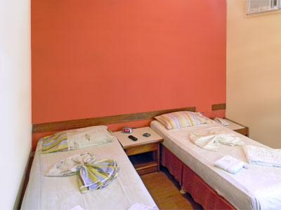 Americano Hotel *
