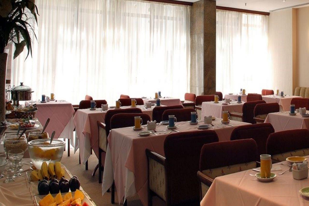 Hotel Everest Park 3*