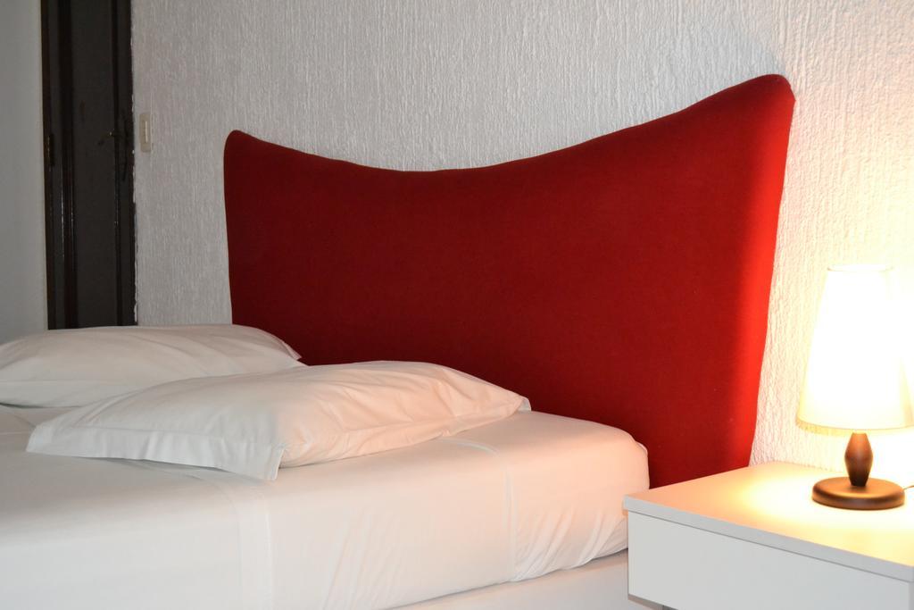 Roxy Apartment *