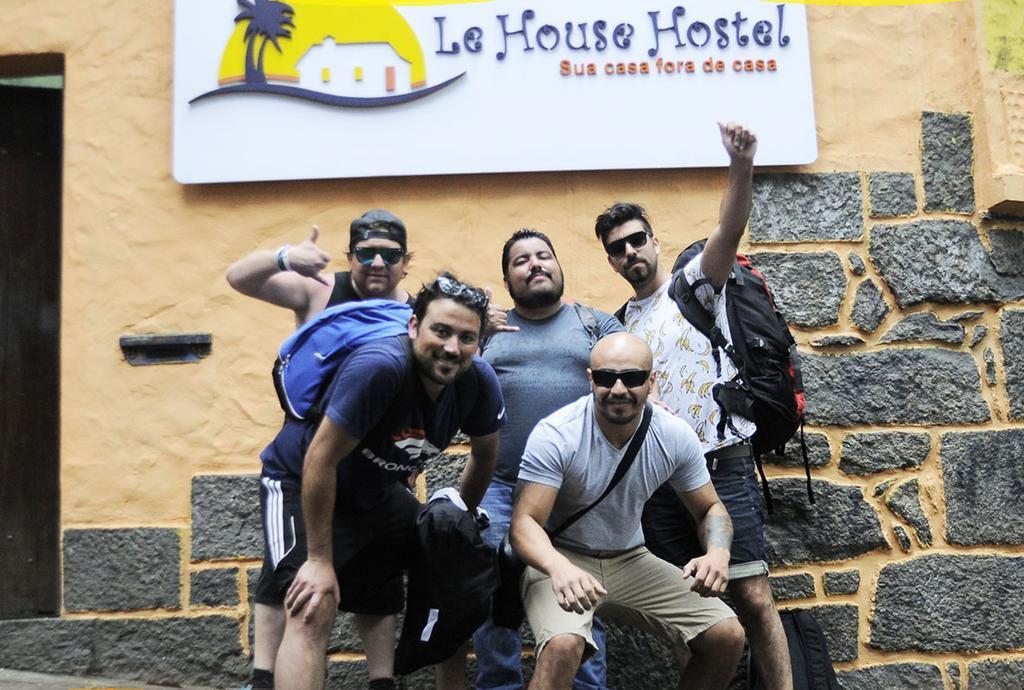 Le House *