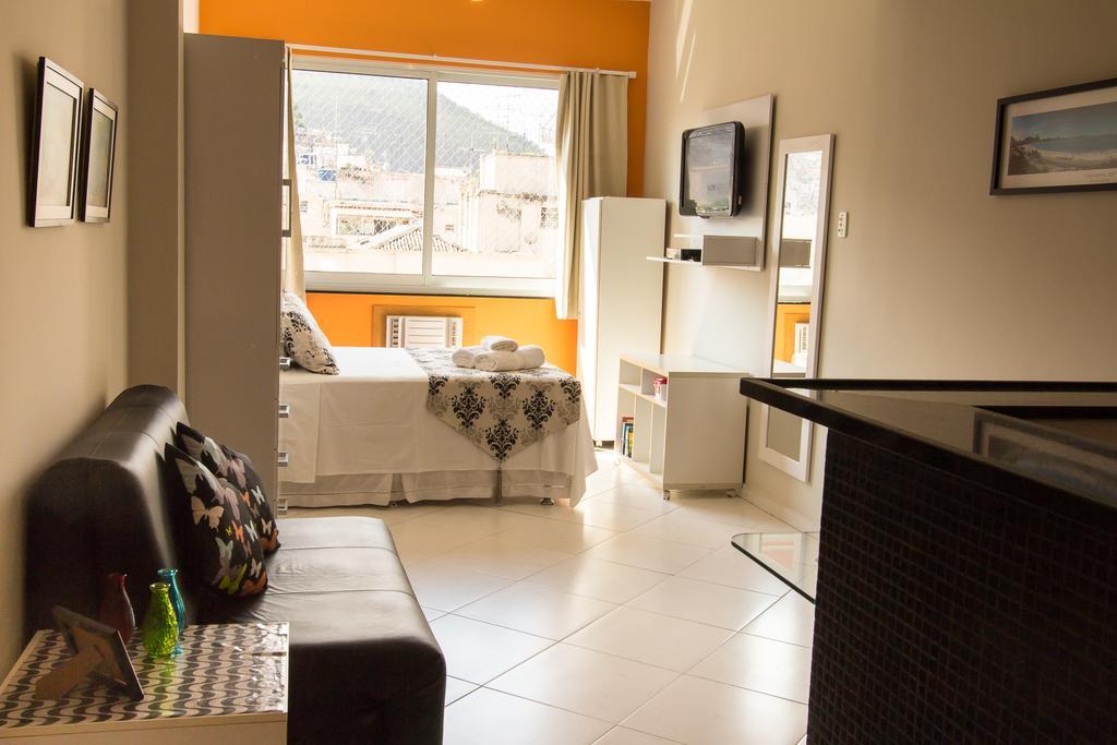 Apartamento Copacabana Vista Lateral Mar Rio de Janeiro