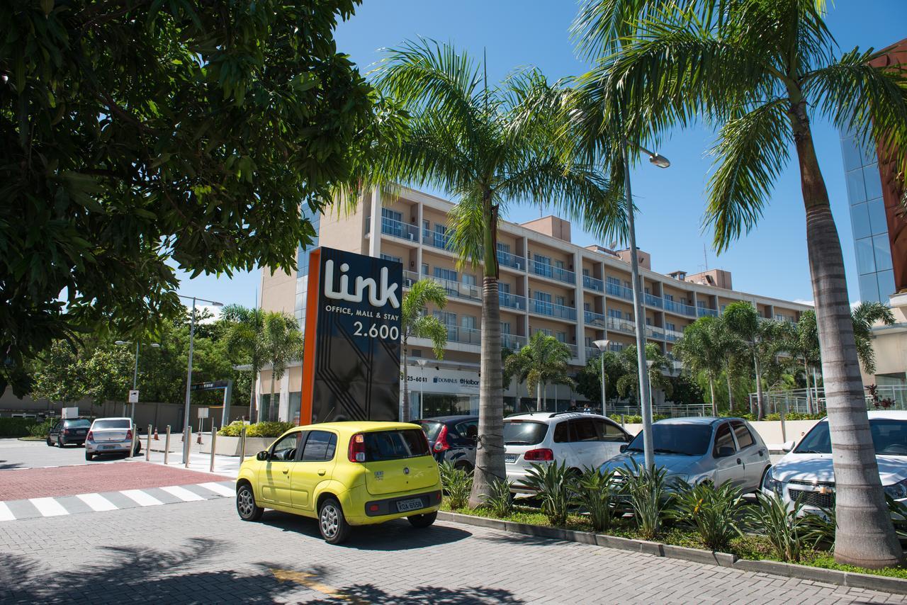 Link Flats