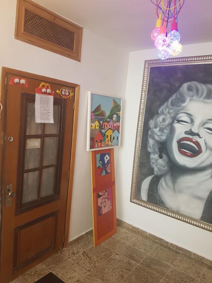 Apartamento Apto Copacabana Com 2 Suítes *