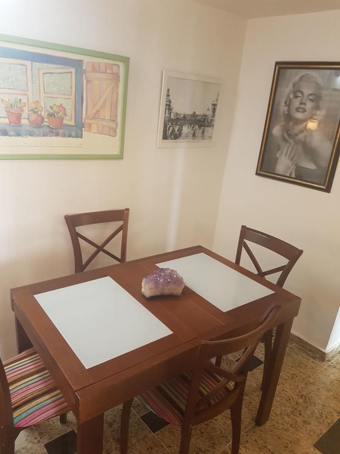 Apto Copacabana Com 2 Suítes *
