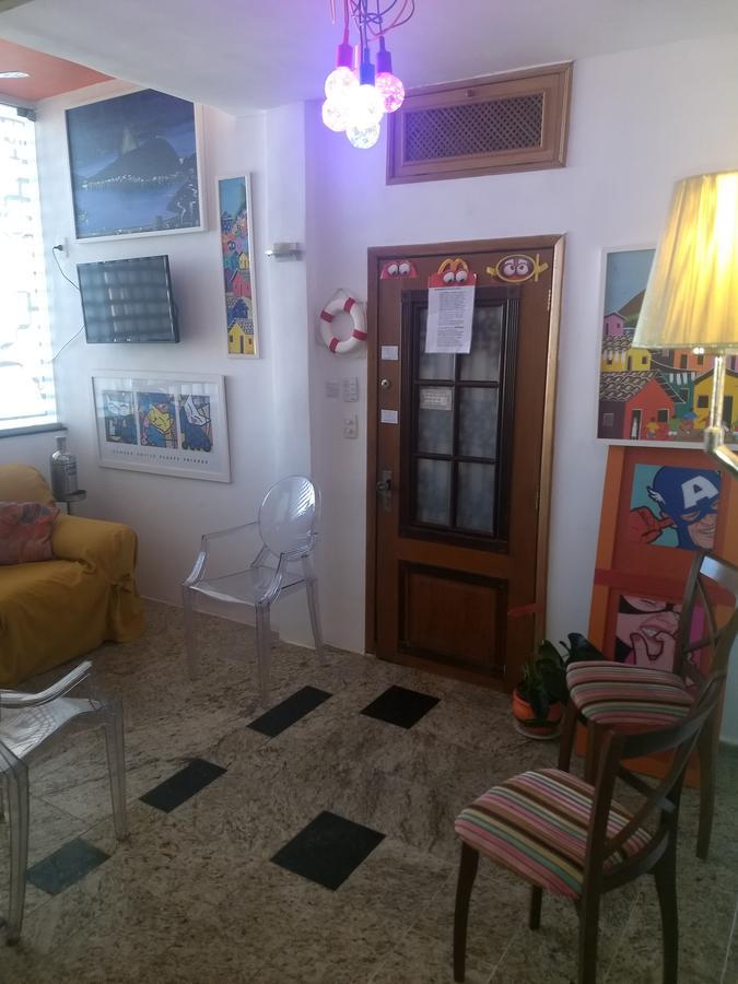 Apto Copacabana Com 2 Suítes *