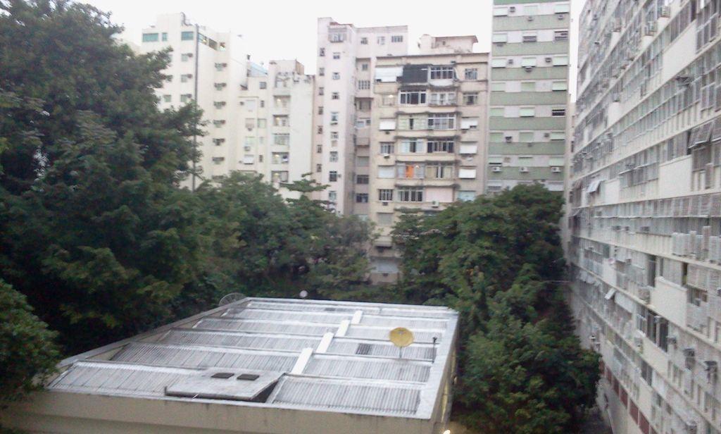 Apartamento Lindo E Econômico! Quadra Praia Copacabana *