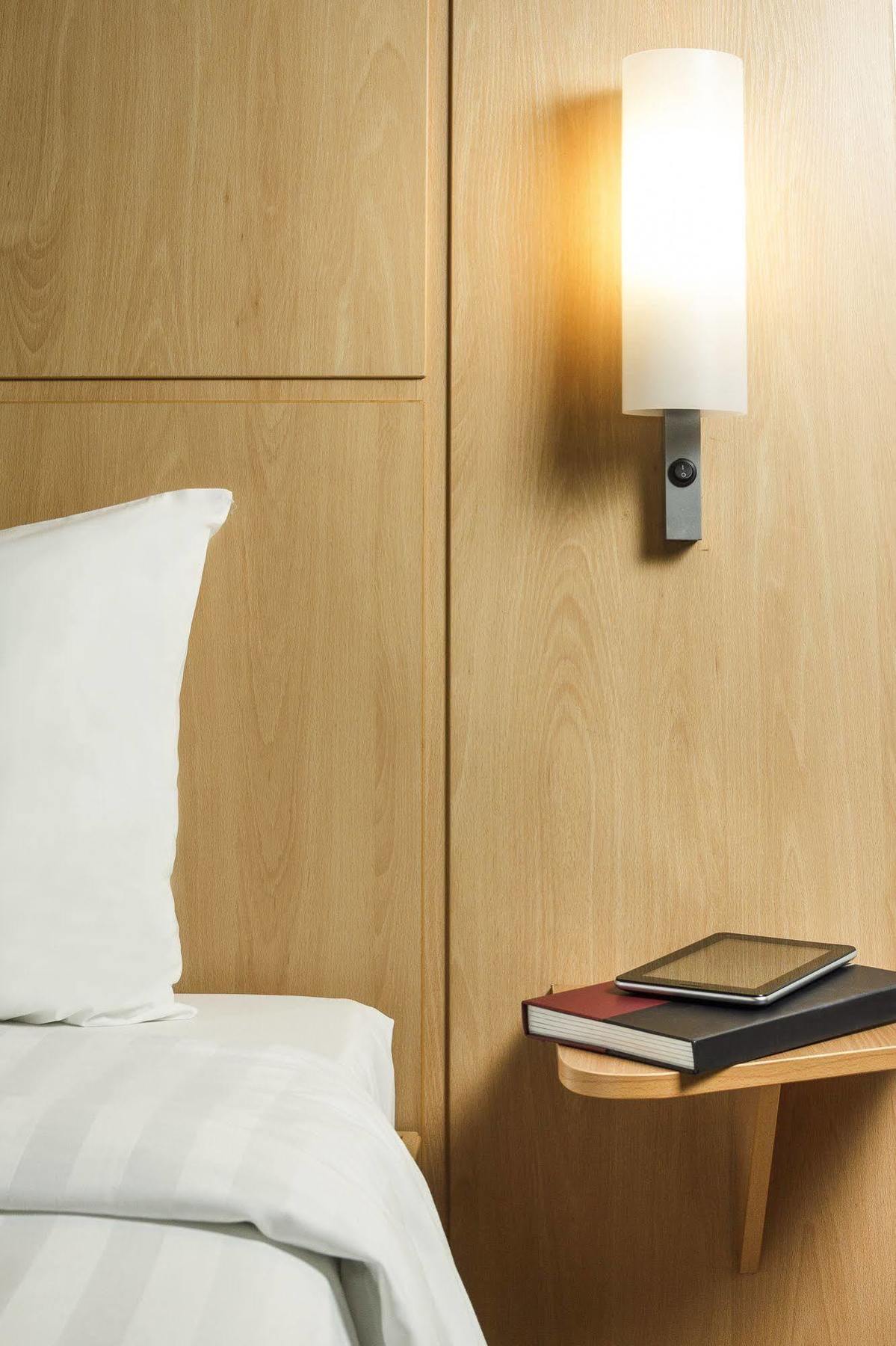 Ibis Centro Hotel 3*