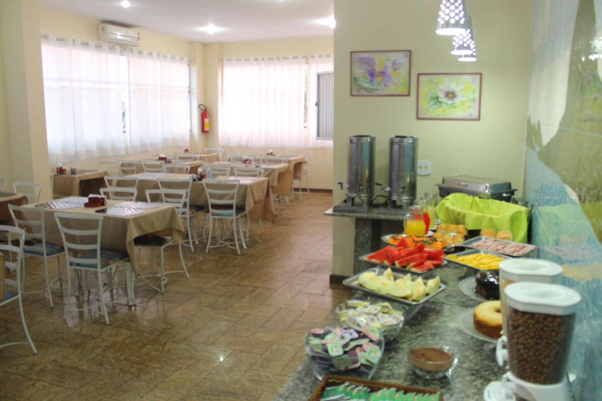 Oyo Rio Colinas Hotel, Hotel Rio de Janeiro