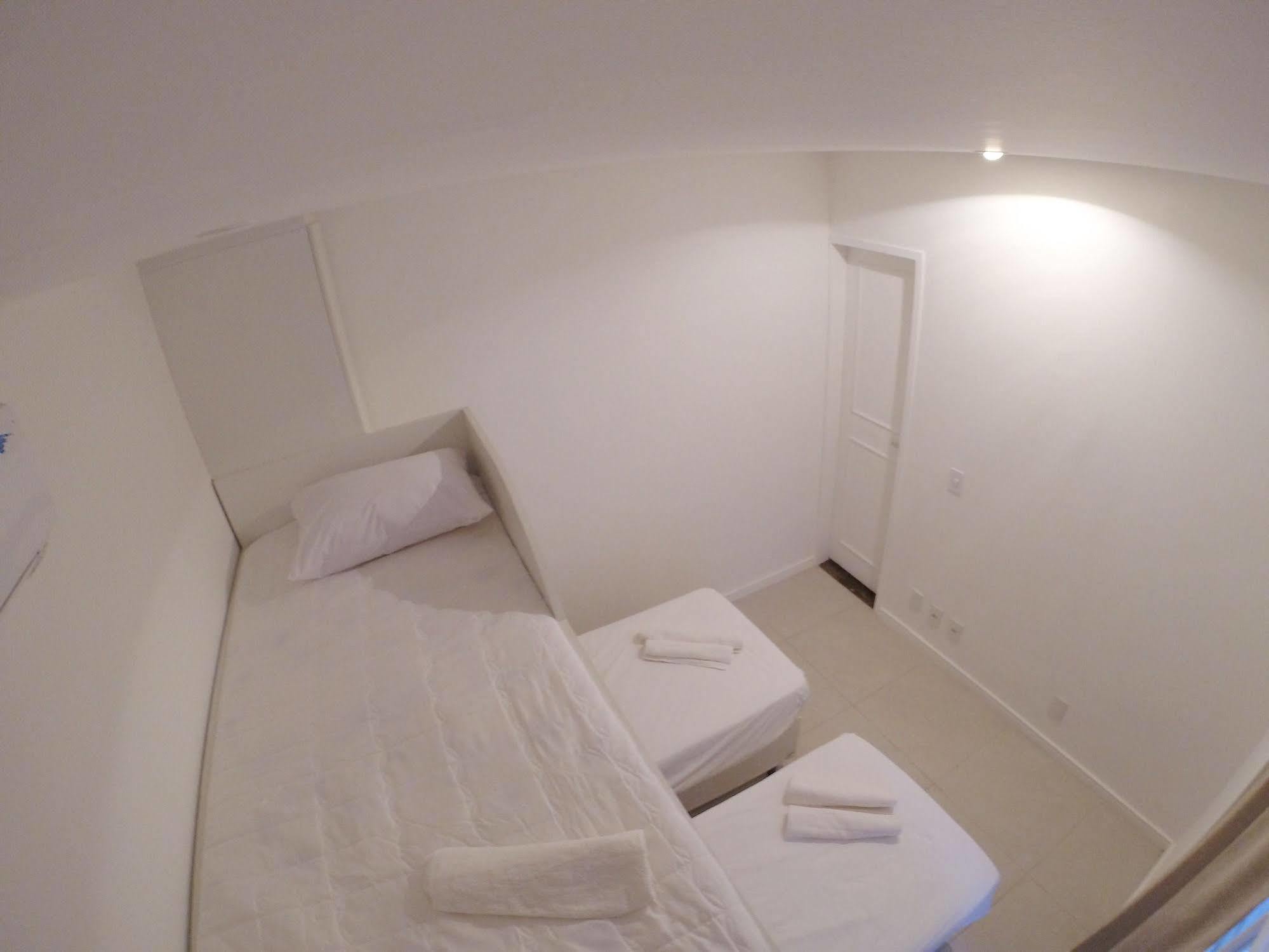 Ref House Barra Da Tijuca 2*