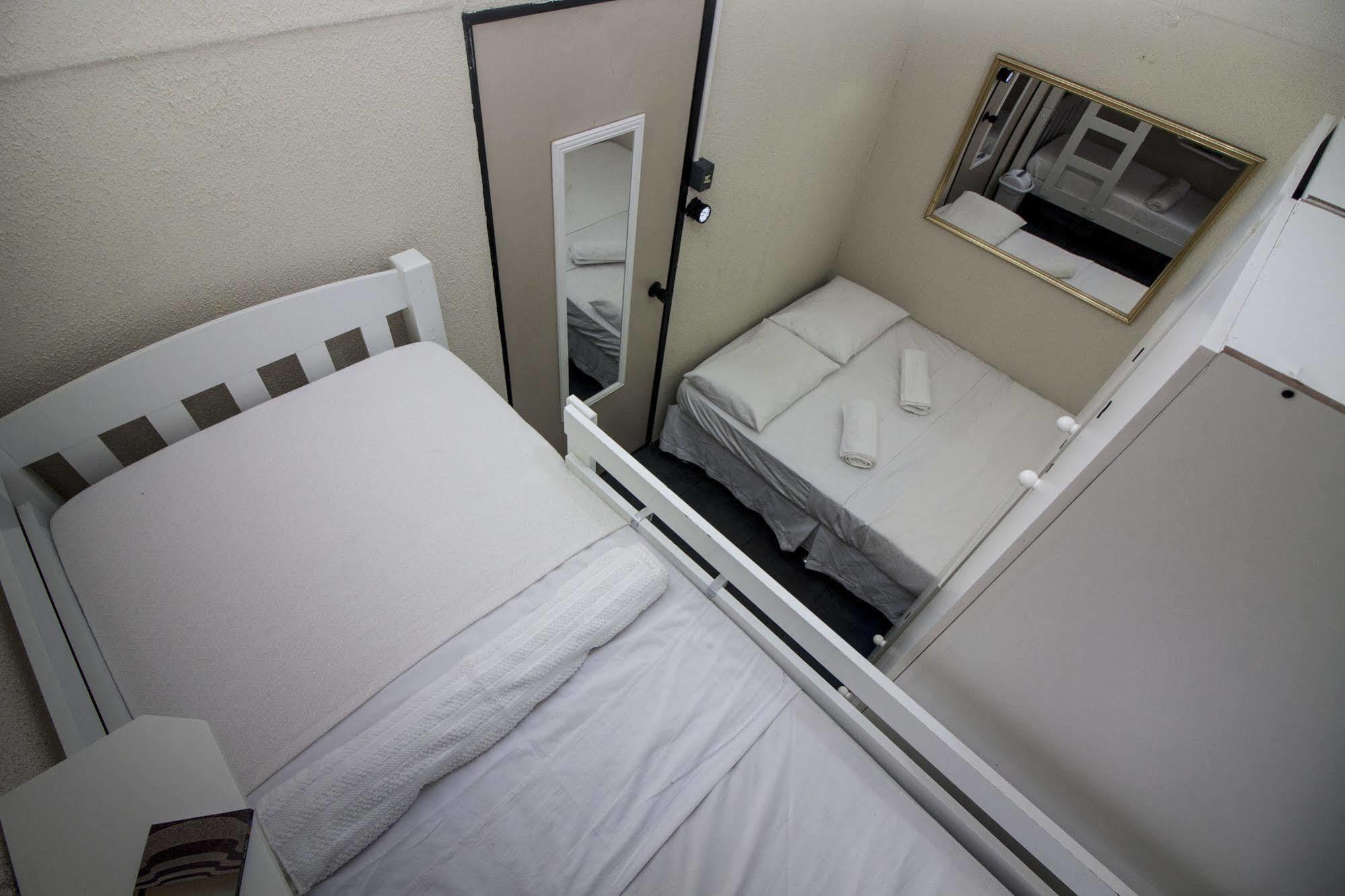 Rio Lapa Hostel *